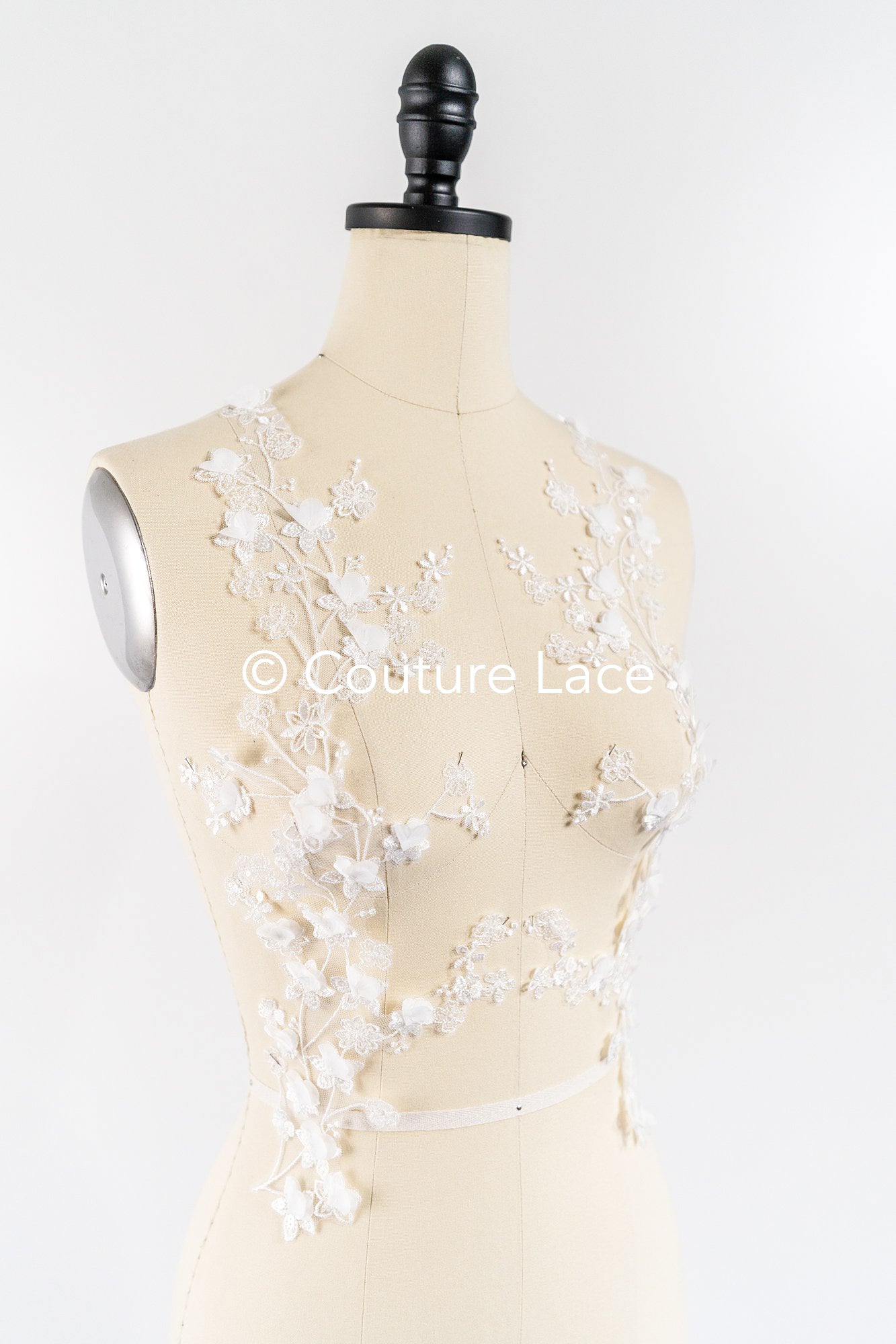 Brautspitzenapplikationen mit 3D Blumen/ Brautkleid Spitzenverzierungen mit Perlen// A24-467