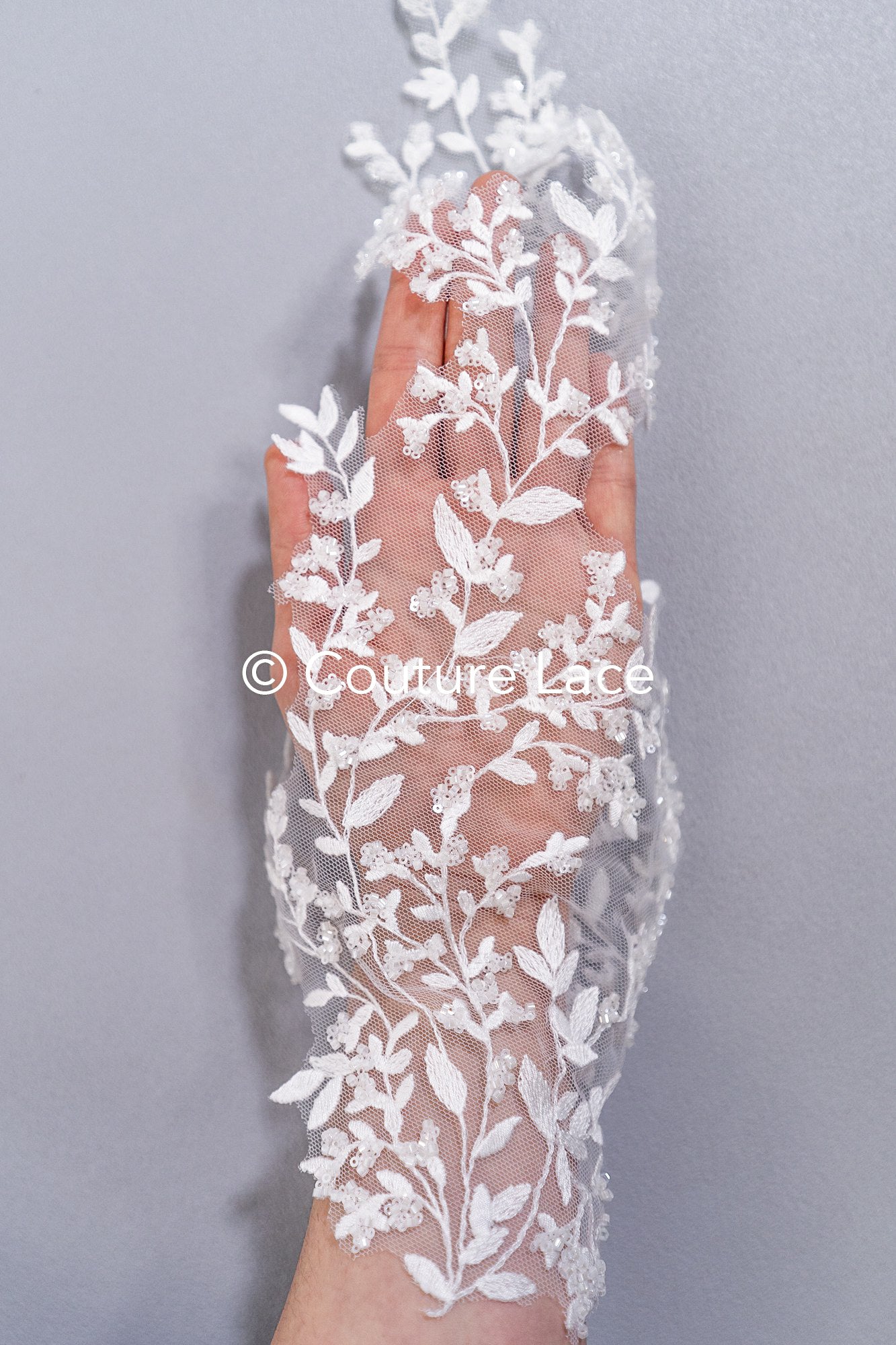 Florale Applikationen für Brautkleider mit Perlen/ Brautkleidspitze Blumenmotiv // A25-490