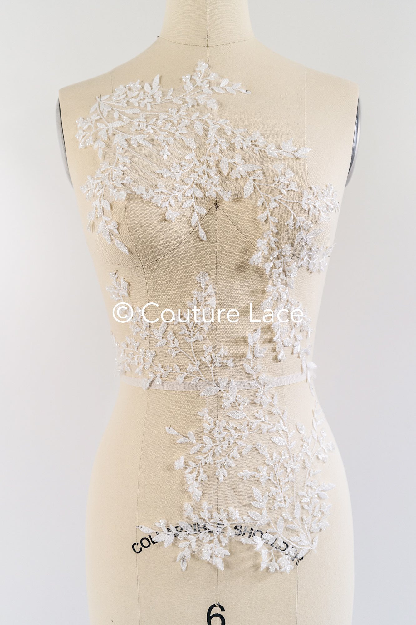 Florale Applikationen für Brautkleider mit Perlen/ Brautkleidspitze Blumenmotiv // A25-490