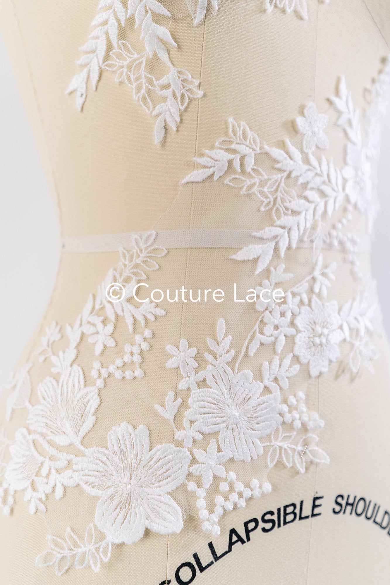 Florale Applikationen für Brautkleider/ Brautkleidspitze Blumenmotiv // A25-492