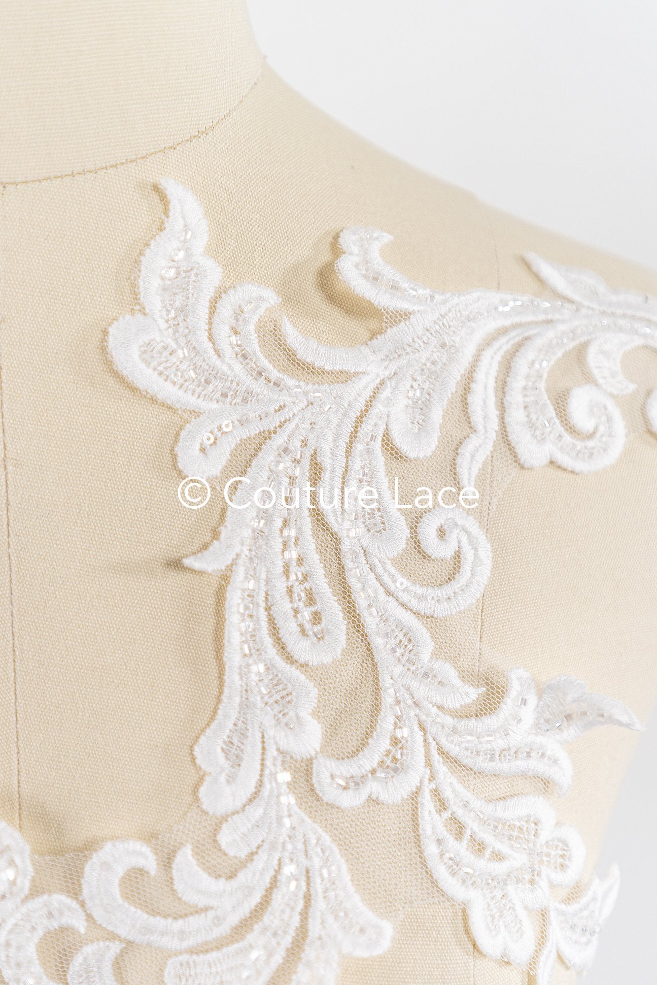 Perlen bestickte barocke Applikationen für Brautkleider/ Brautkleidspitze Perlen Motive // A25-509