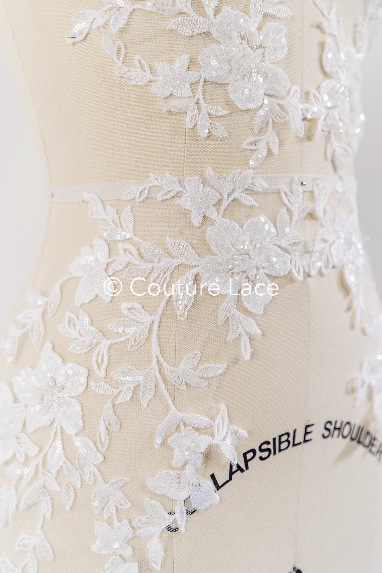 High-quality wedding dress appliqués/ floral motifs for bridal wear // A25-514