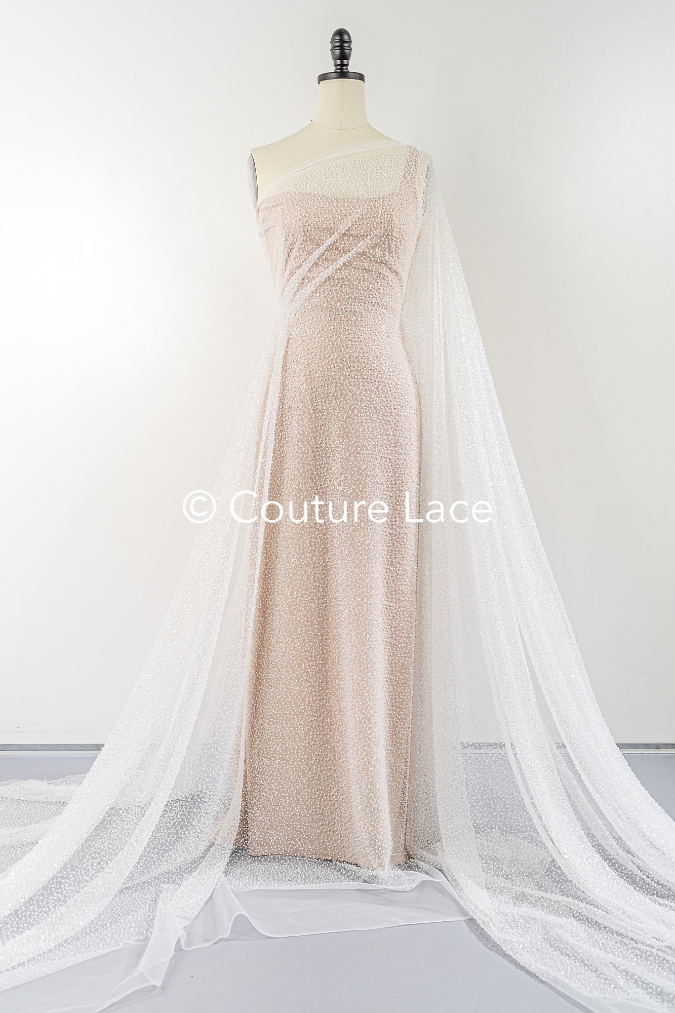 Perlen Spitzenstoff Off-White/ Braut Spitzenstoff mit Perlen & Pailletten/ Hochzeitskleid Spitzenstoff/ Pailletten Spitze/ Perlen Brautspitze// L17-100