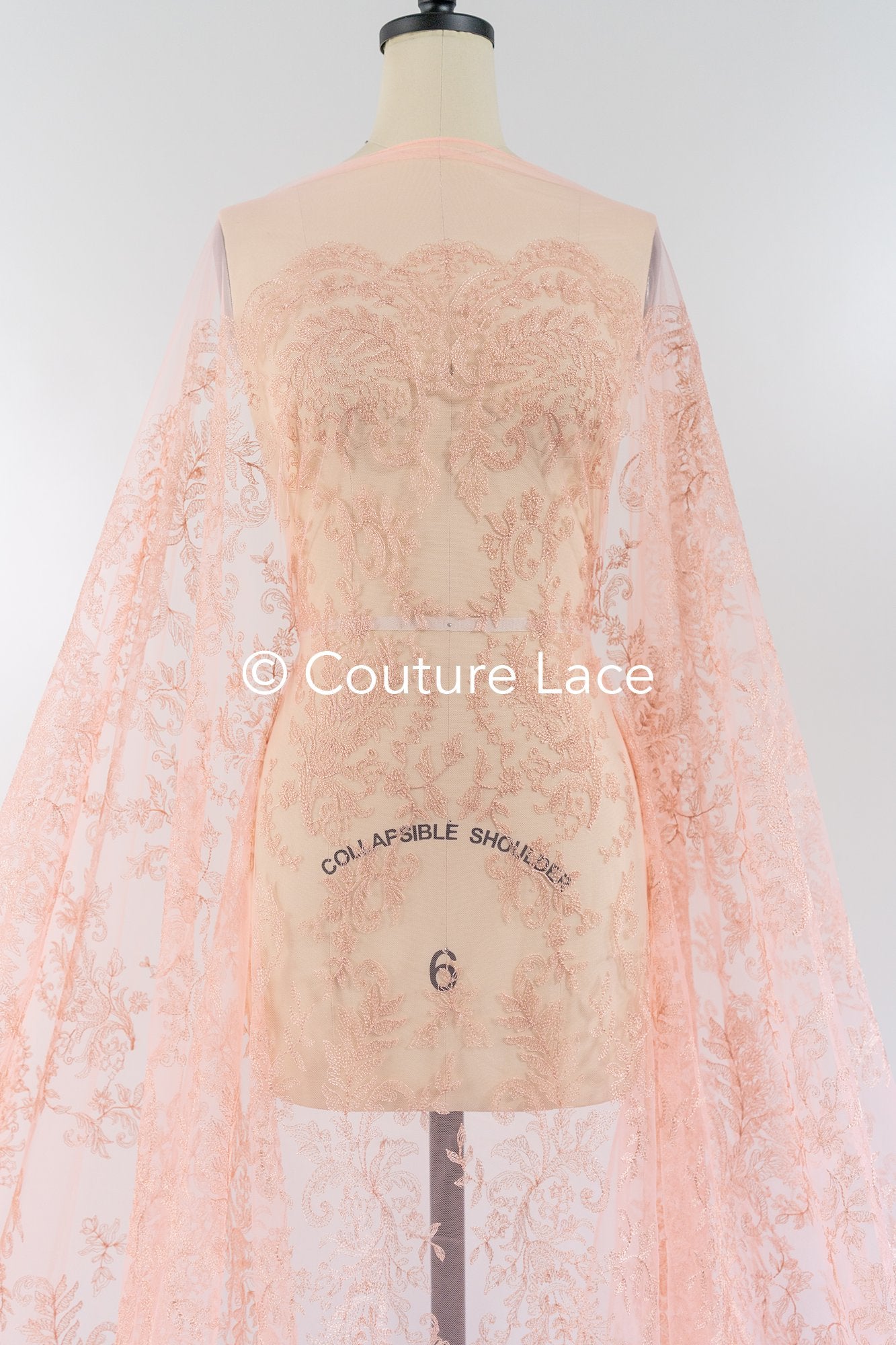 Super romantisch weich-pfirsich Braut Spitzenstoff mit verschnörkelt-floralem filigranem Muster, weicher Rosé Spitzenstoff, Dessous Spitze// L21-412PH