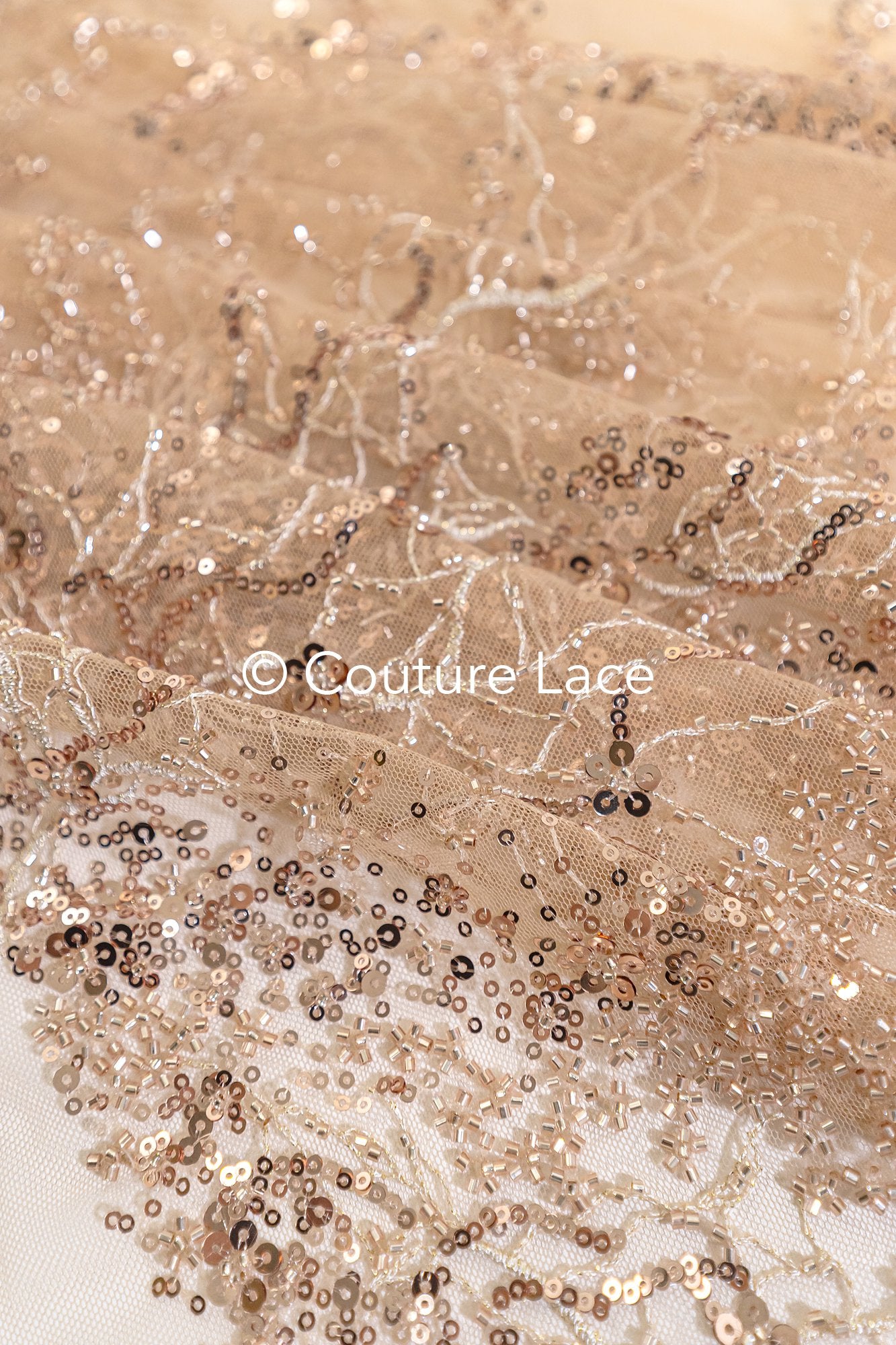 Rose Gold Spitze mit Perlen/ perlenbesetzter Couture Spitzenstoff/ kupfer Spitzenstoff/ Abendkleid Perlen Stoff// L22-488