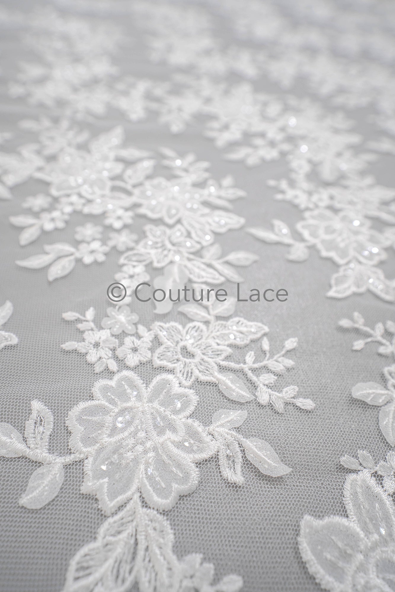 Blumen Braut Spitze Off-White/ Brautspitze mit Blumen/ Blumen Hochzeit Spitze/ Couture Spitze mit Pailletten// L23-588