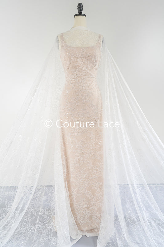 Dentelle nuptiale florale/ Tissu de dentelle nuptiale/ Dentelle nuptiale blanc cassé/ Dentelle de mariage brodée/ Dentelle Couture/ L24-675