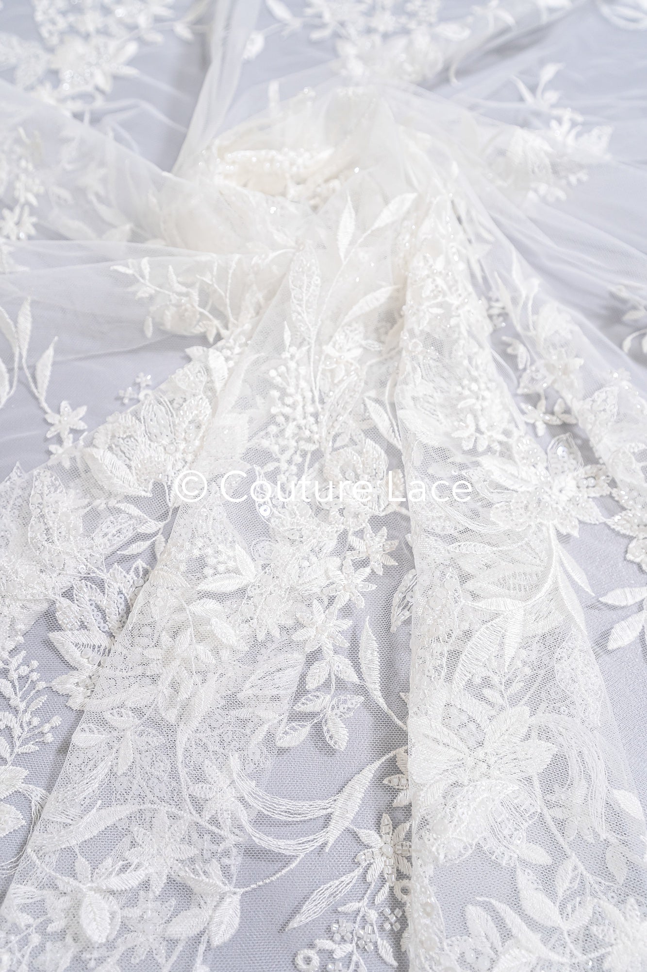 Braut Spitzenstoff mit Perlen / Off-White Braut Spitze/ bestickte Hochzeit Spitze/ Couture Spitze/ L24-676