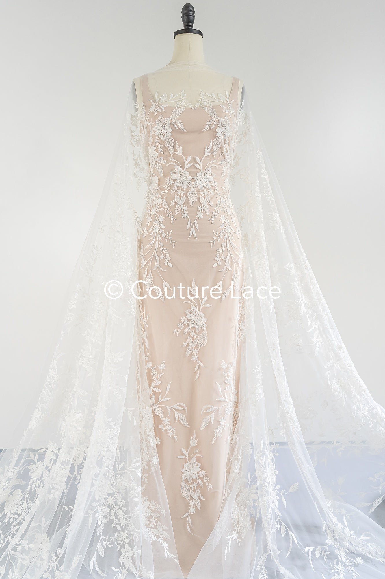 Braut Spitzenstoff mit Perlen / Off-White Braut Spitze/ bestickte Hochzeit Spitze/ Couture Spitze/ L24-676