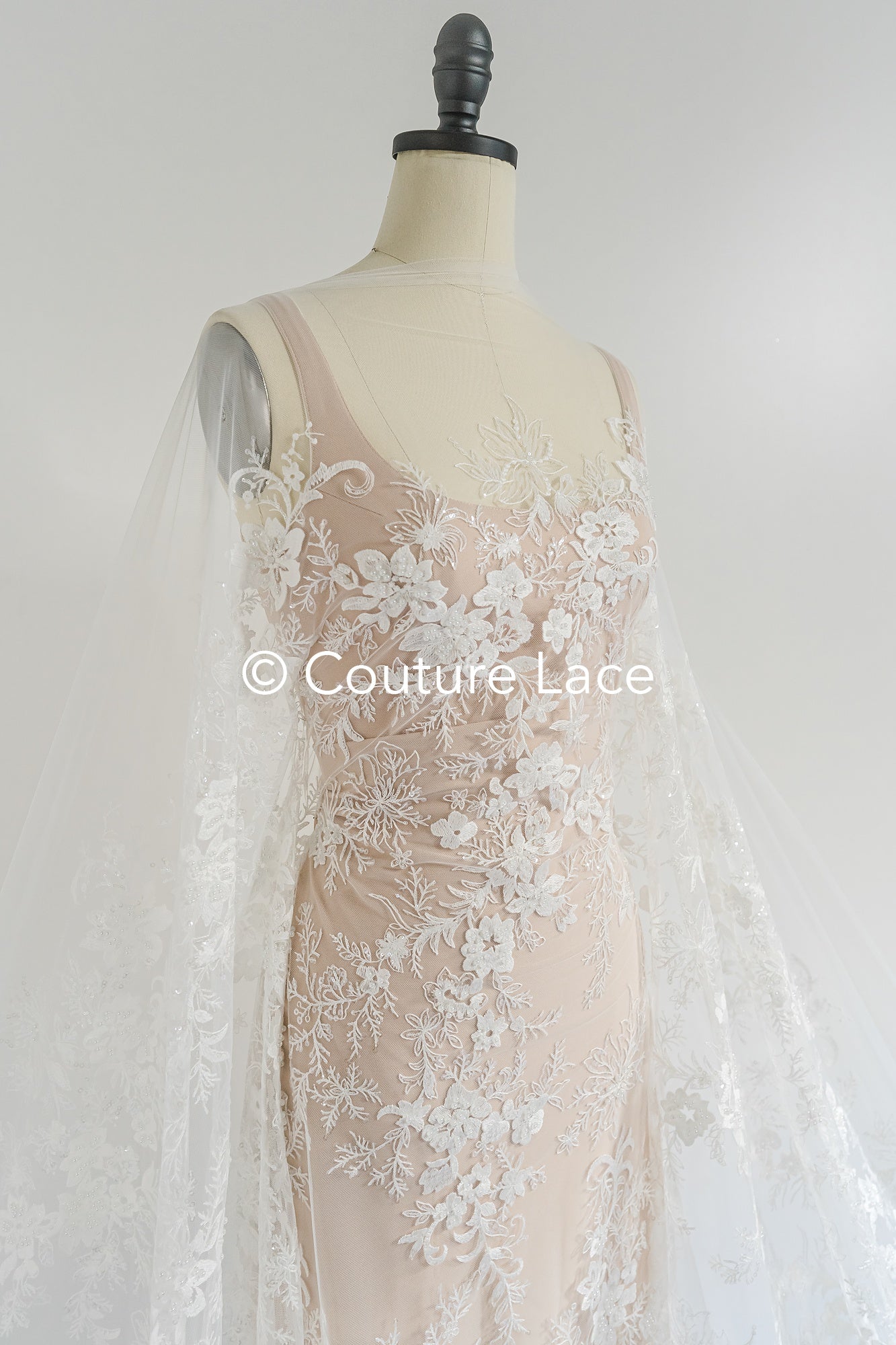 Perlen-Spitzenstoff/ Couture-Spitzenstoff/ Braut-Spitzenstoff/ Perlen-Spitzenstoff// L24-689