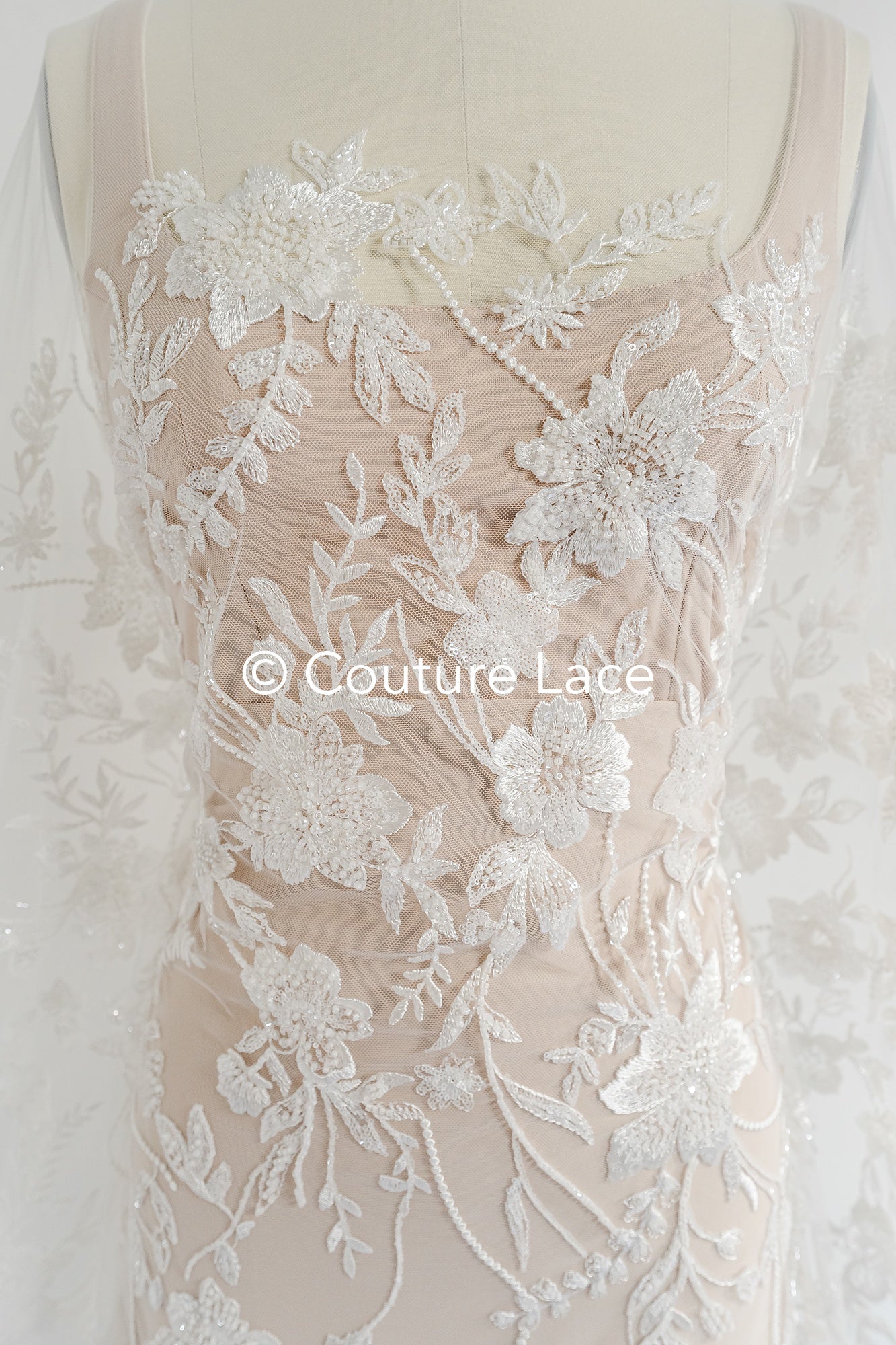 Perlen-Spitzenstoff/ Couture-Spitzenstoff/ Braut-Spitzenstoff/ Perlen-Spitzenstoff// L24-690