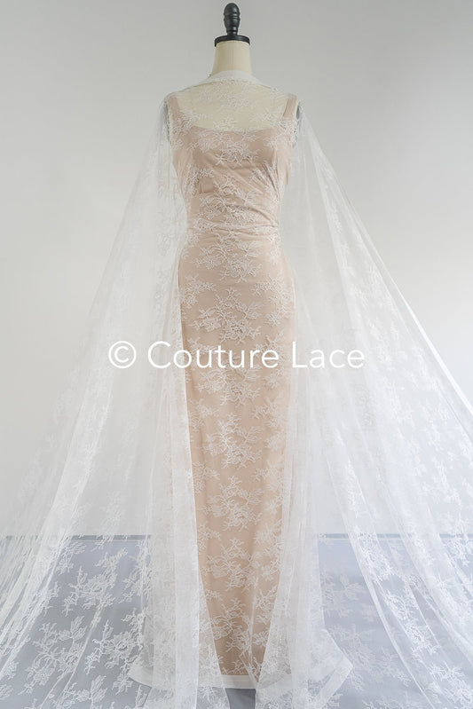 Tissu en dentelle Chantilly pour robe de mariée/ Matériel de dentelle de mariage Off-White Soft Français/ Tissu en dentelle nuptiale // L24-711