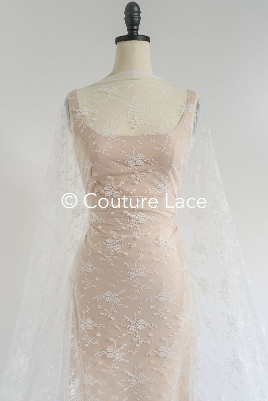 Dentelle française pour robes de mariée / Dentelle de Chantilly pour mariées // L25-714