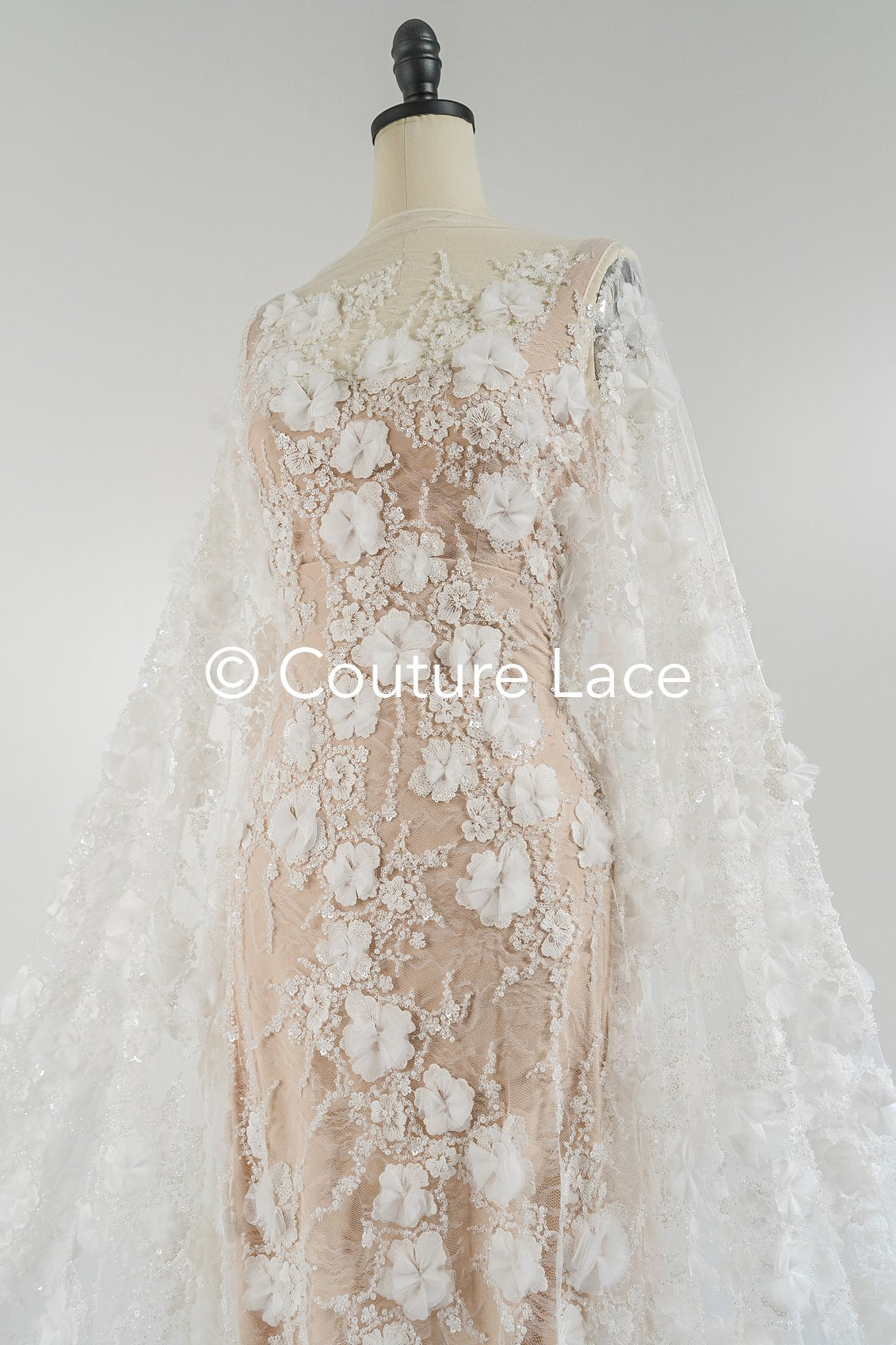 Exquisite Florale Spitze für Brautkleider, 3D Blumenspitze für Brautmode // L25-731