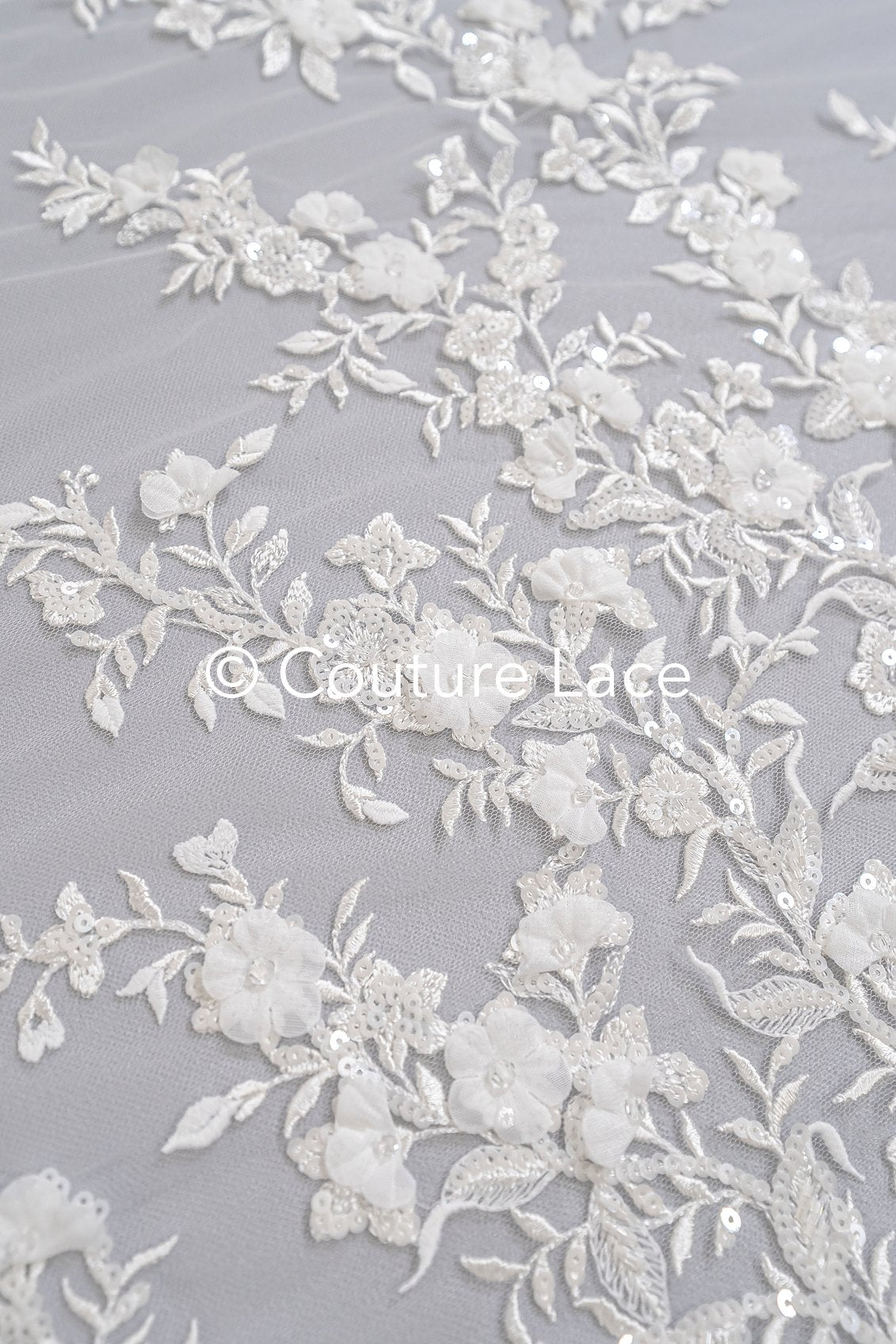 Romatische, Florale Spitze für Brautkleider, 3D Blumenspitze für Brautmode // L25-734
