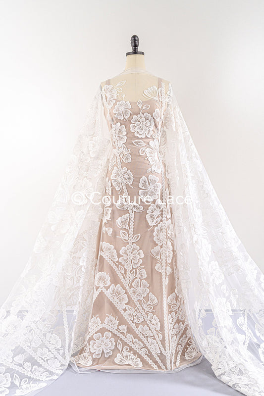 Boho Brautspitze mit Blumenmuster/ Boho Spitze für Brautkleid // L25-756