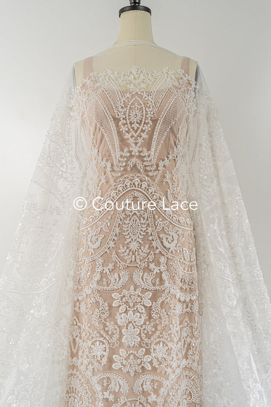 Filigrane Perlenstickerei, Brautspitze mit symmetrischen Muster, Florale Brautspitze // L25-792