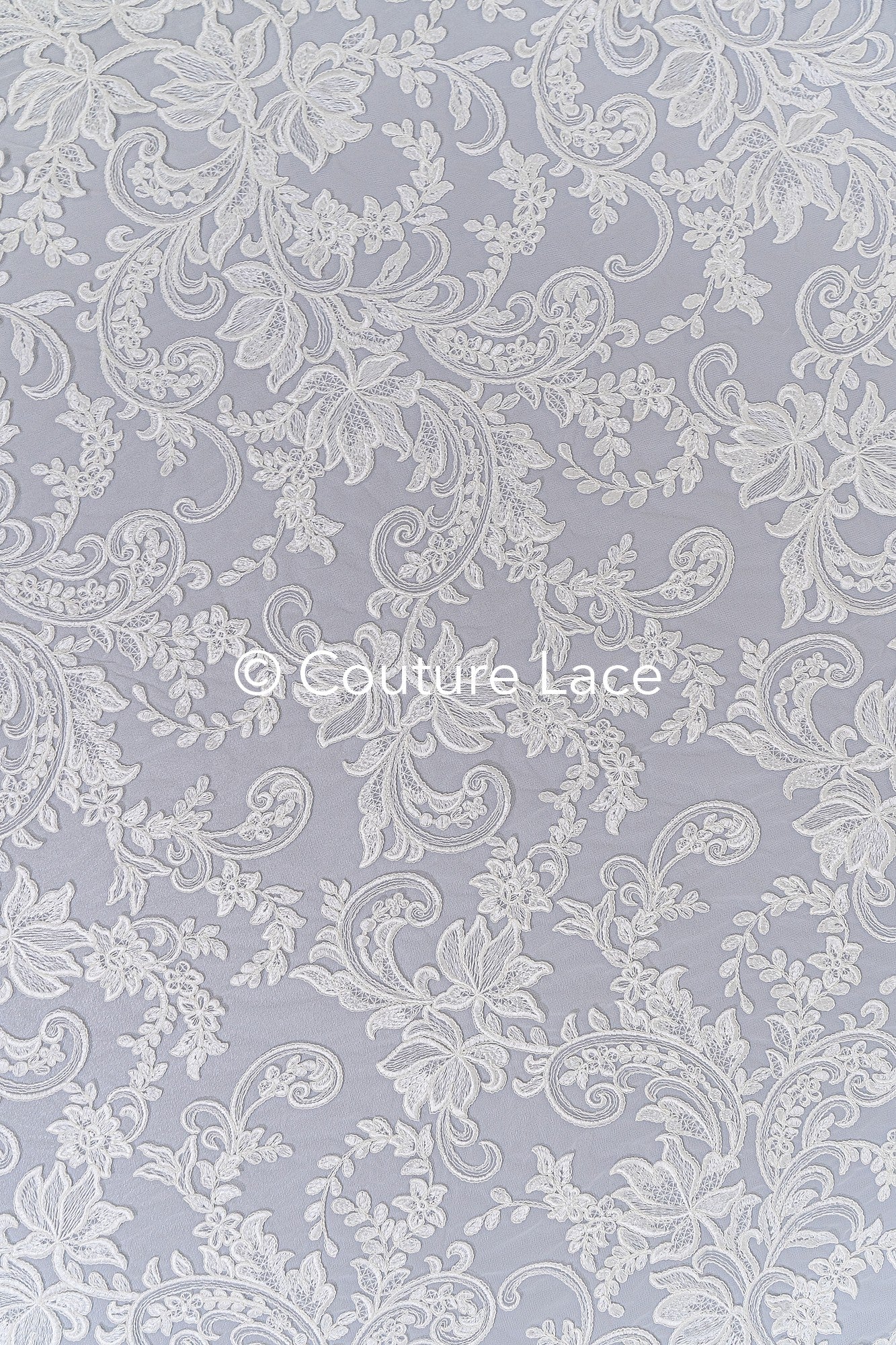 Luxurious floral lace with floral patterns, finest bridal lace for luxurious wedding dresses // L25-794
