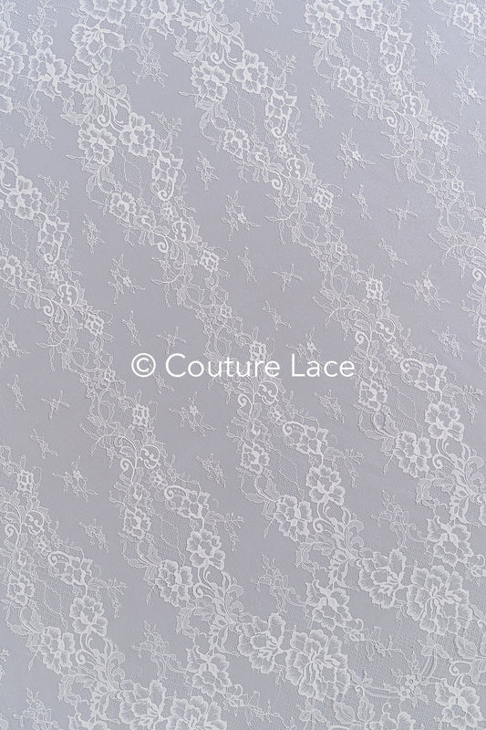 3 Meter Französische Blumen Spitze/ Französische Chantilly Brautspitze // L25-807