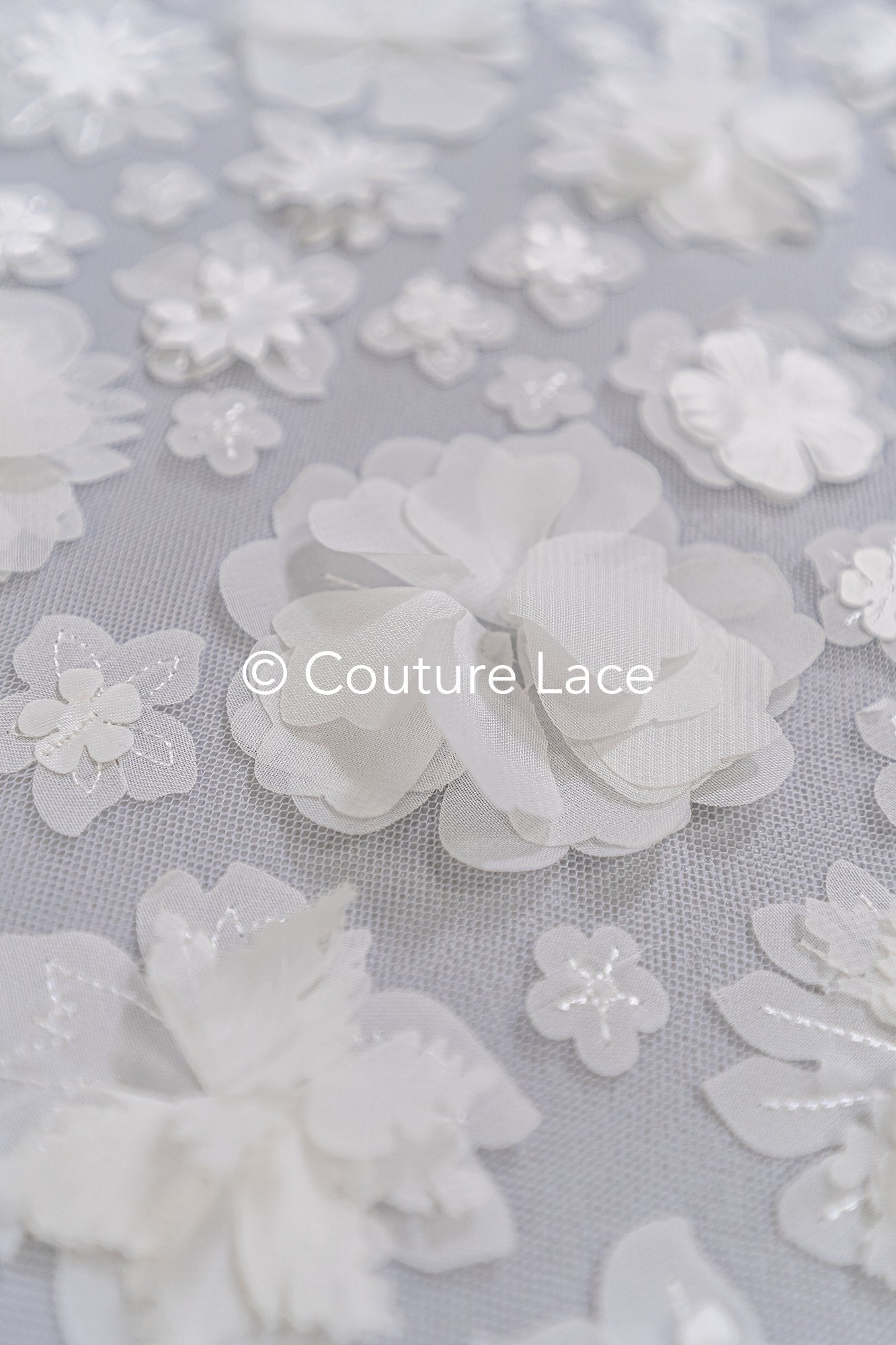 Exquisite Florale Spitze für Brautkleider, Jäckchen und Hochzeitsaccessoires // L25-814
