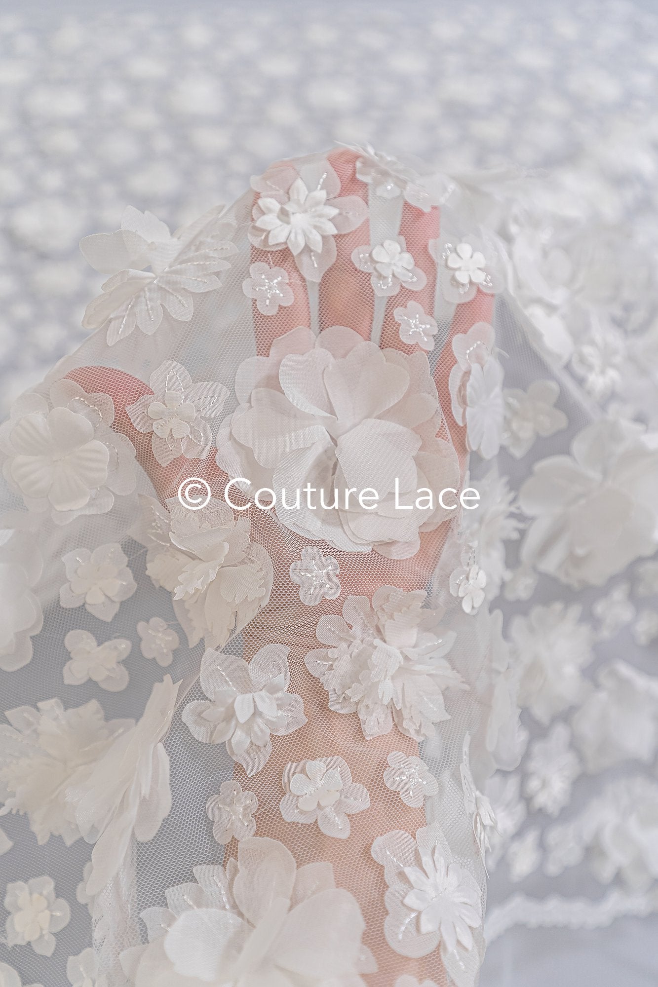 Exquisite Florale Spitze für Brautkleider, Jäckchen und Hochzeitsaccessoires // L25-814