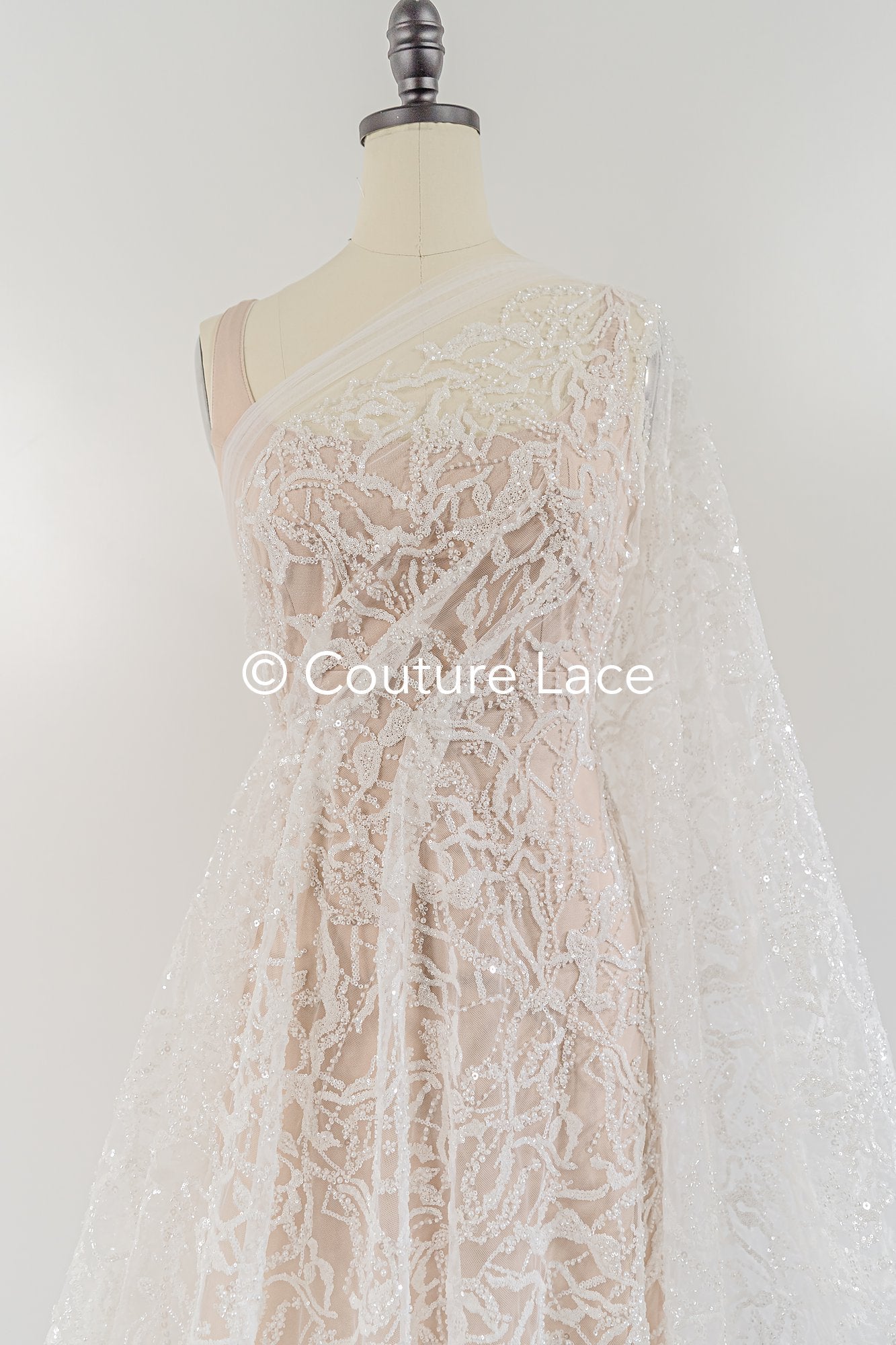 Abstract sequin and pearl embroidery for wedding dresses and decoration – Exclusive fabric for that special look // L25-831