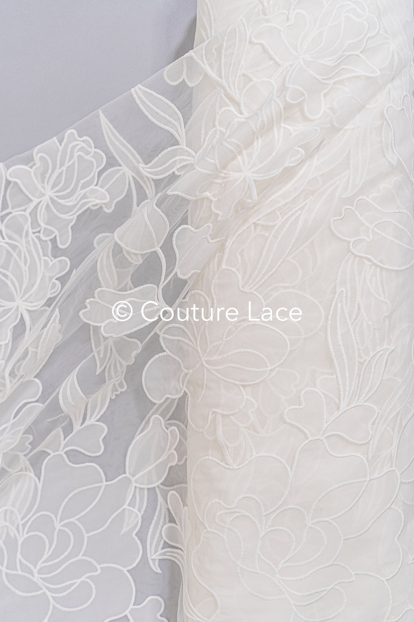Floral embroidered bridal lace fabric, high-quality lace fabric with large floral pattern for wedding dresses // L25-835