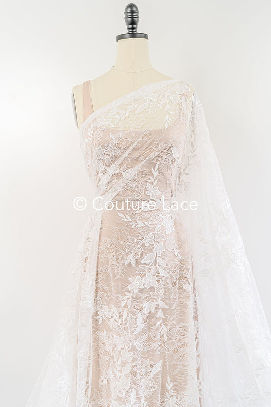 Dentelle de mariée à motif floral, dentelle française de haute qualité pour robes de mariée // L25-343