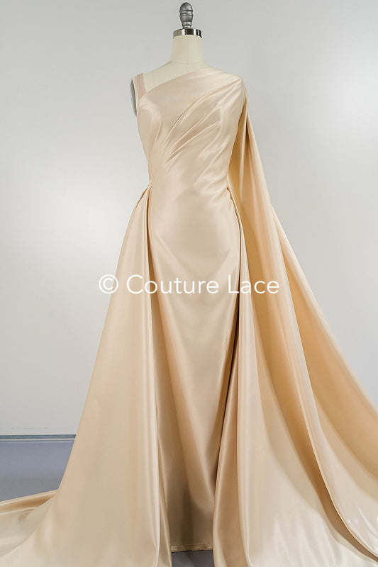 Hellbeiger/ Sandfarbener Satin, Seidenglänzender Satin für edle Prinzessinnen Kleider, Abendroben und Dekoration // R-068