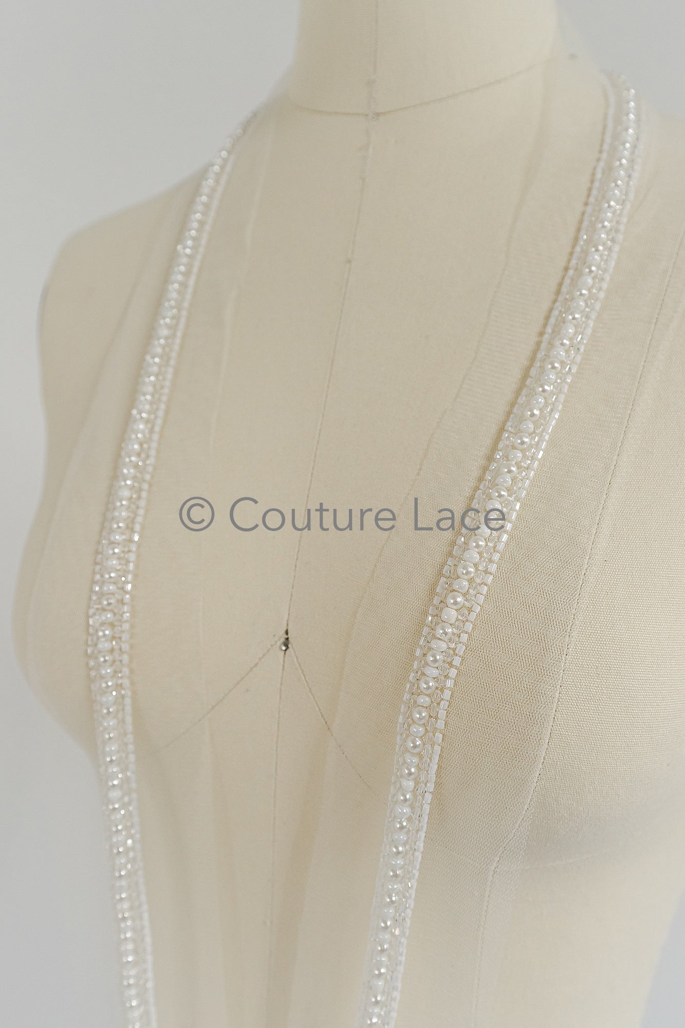 Brautspitze Borte mit Perlen/ weiße Spitzenborte mit Perlen/ Brautgürtel Borte/ Spitzenborte für Brautkleid// T24-093
