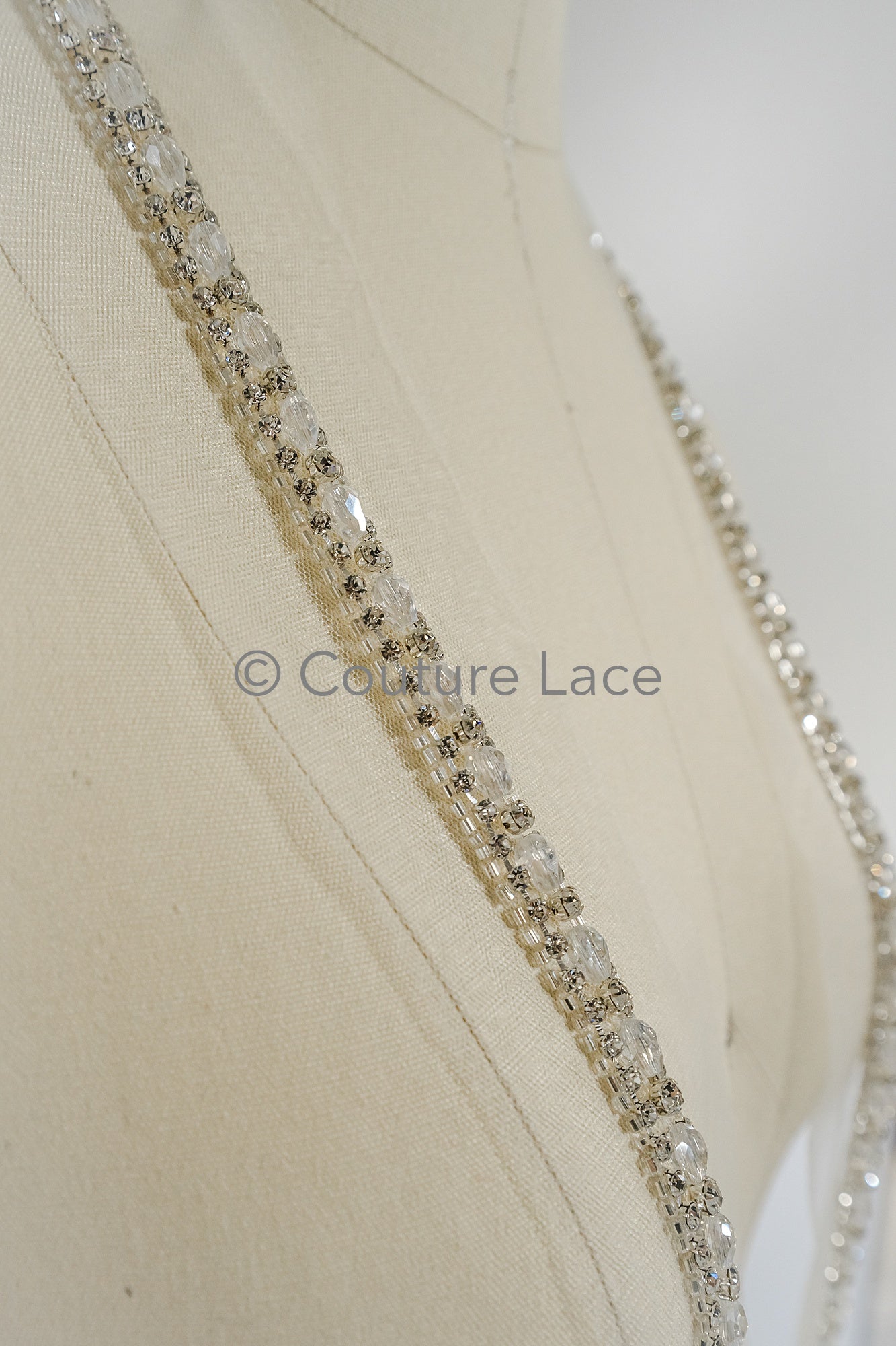 Brautspitze Borte mit Perlen & Kristallen Silber/ Spitzenborte mit Perlen/ Brautgürtel Borte/ Spitzenborte für Brautkleid// T24-096