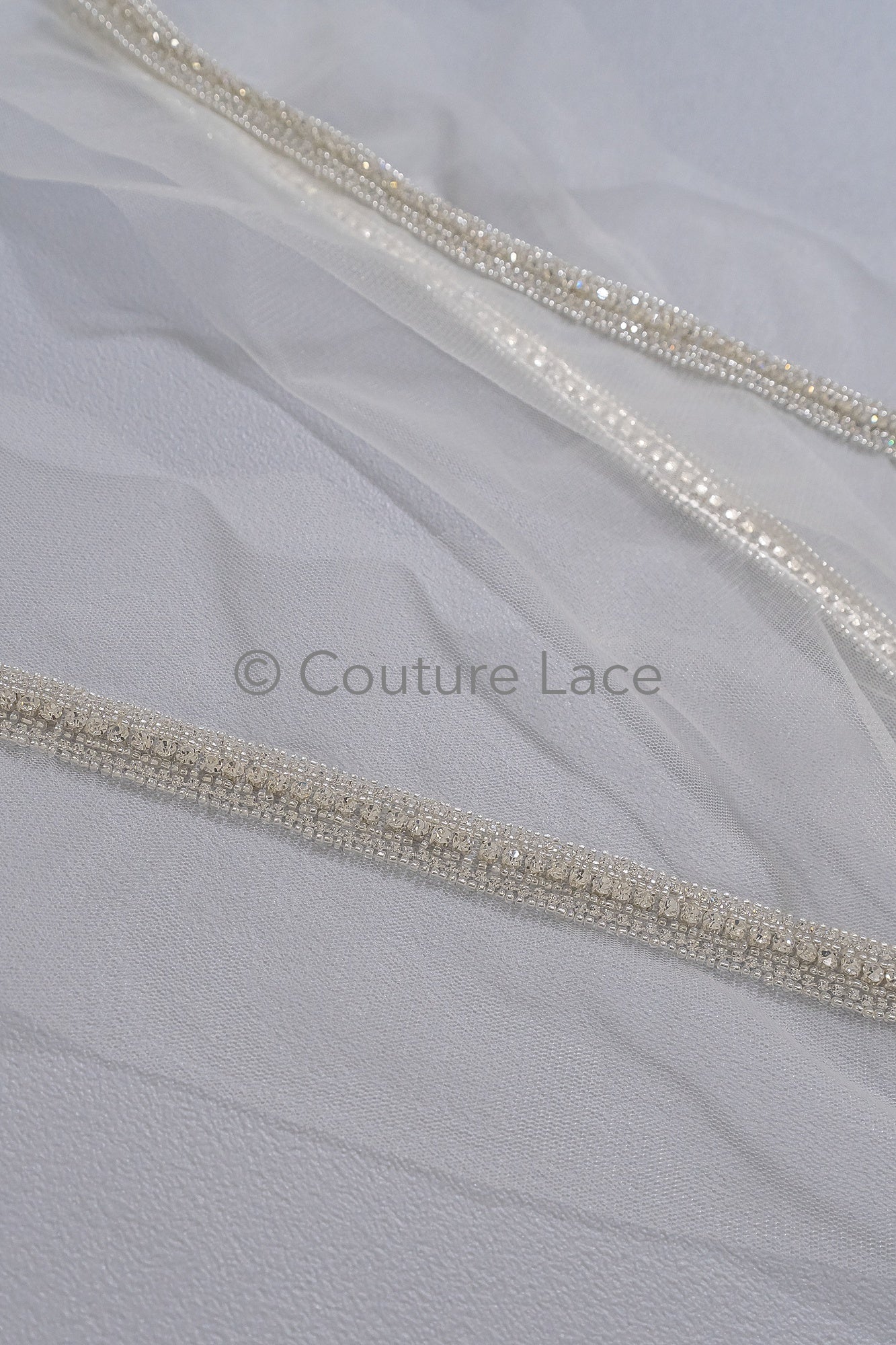 Brautspitze Borte mit Perlen & Kristallen Silber/ Spitzenborte mit Perlen/ Brautgürtel Borte/ Spitzenborte für Brautkleid// T24-097