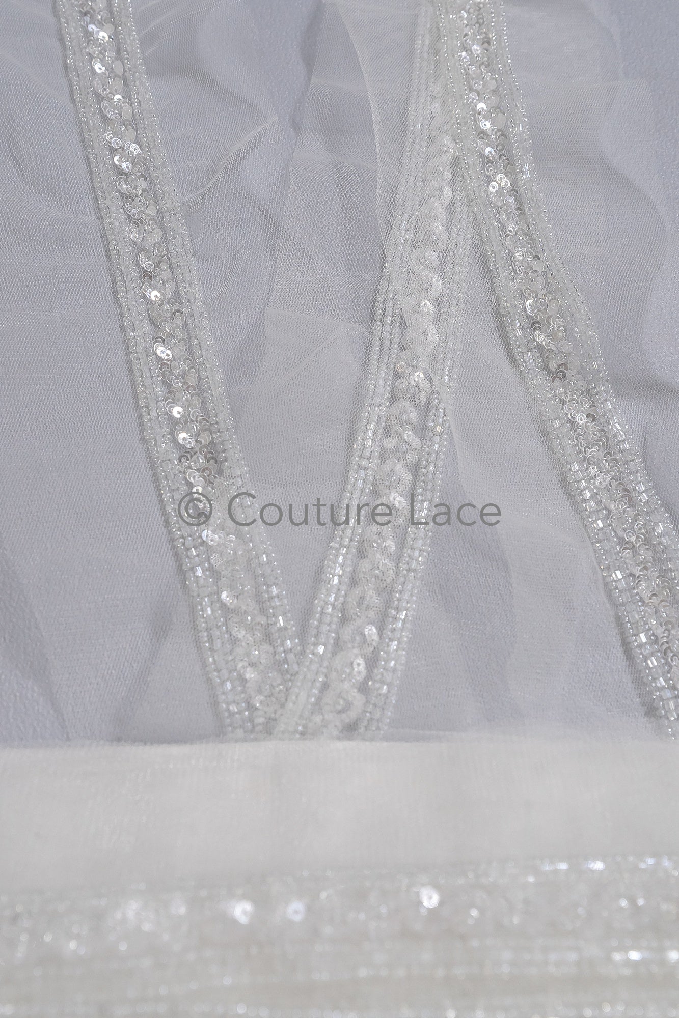 Brautspitze Borte mit Perlen & Pailletten Silber/ Spitzenborte mit Perlen/ Brautgürtel Borte/ Spitzenborte für Brautkleid// T24-098