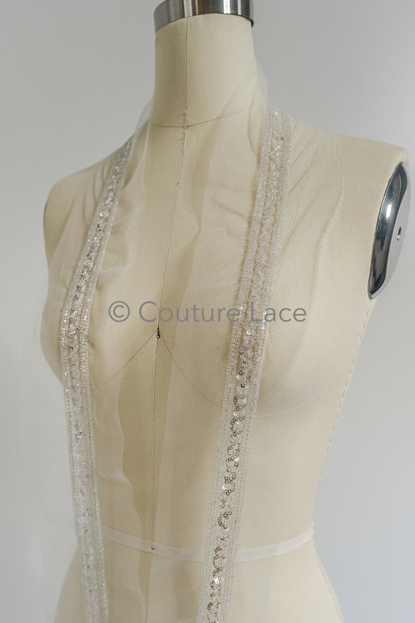 Brautspitze Borte mit Perlen & Pailletten Silber/ Spitzenborte mit Perlen/ Brautgürtel Borte/ Spitzenborte für Brautkleid// T24-098