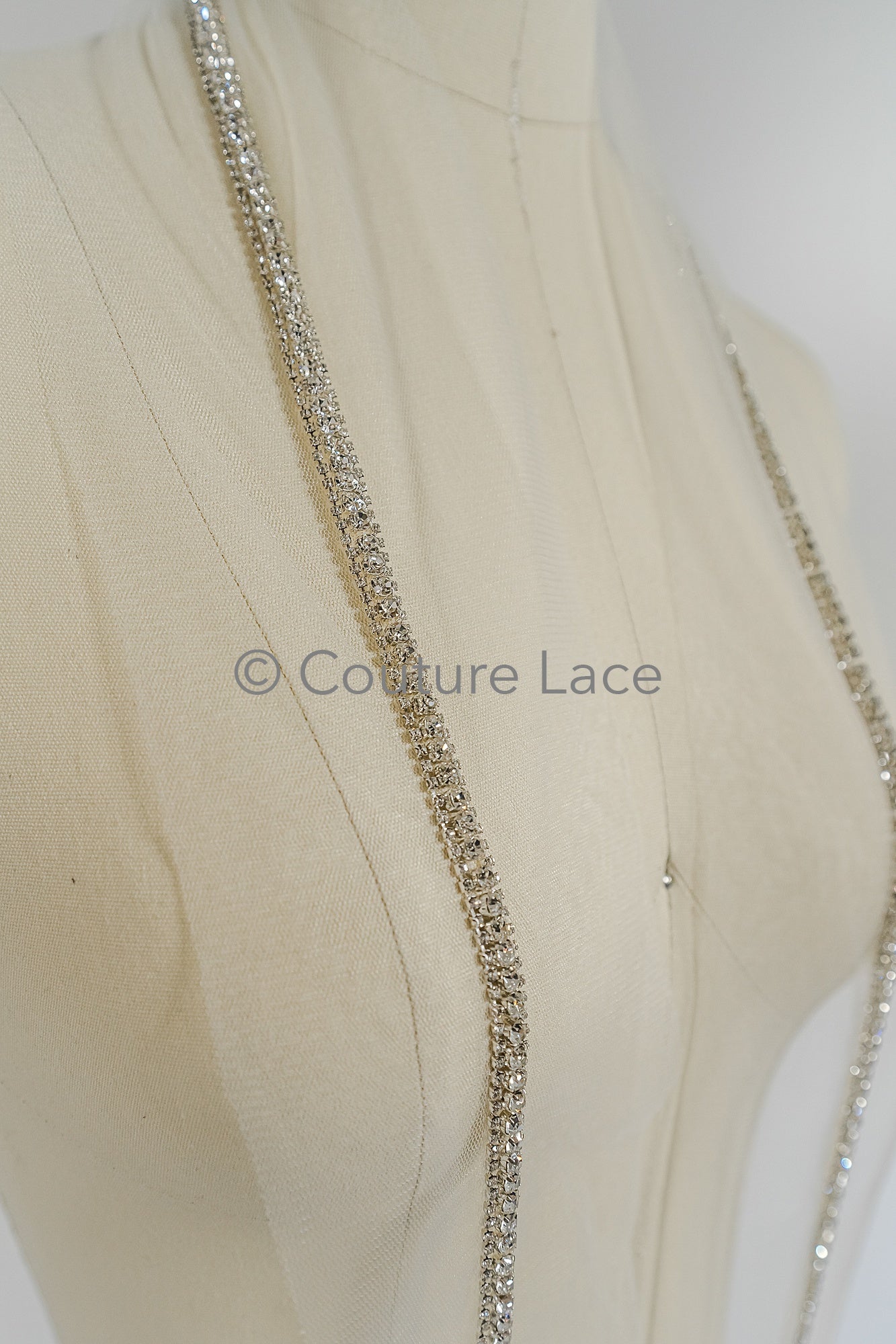 Brautspitze Borte mit Kristallen Silber/ Spitzenborte mit Swarowski Kirstallen/ Brautgürtel Borte/ Spitzenborte für Brautkleid// T24-099