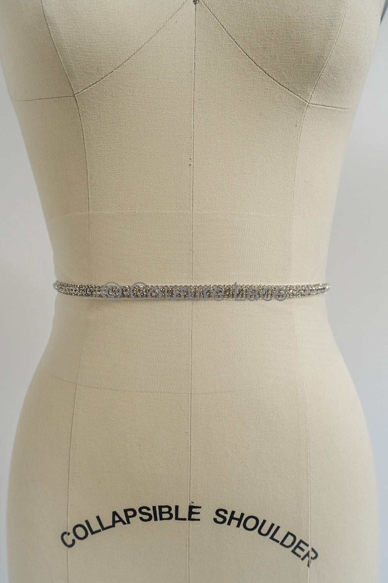 Brautspitze Borte mit Kristallen Silber/ Spitzenborte mit Swarowski Kirstallen/ Brautgürtel Borte/ Spitzenborte für Brautkleid// T24-099