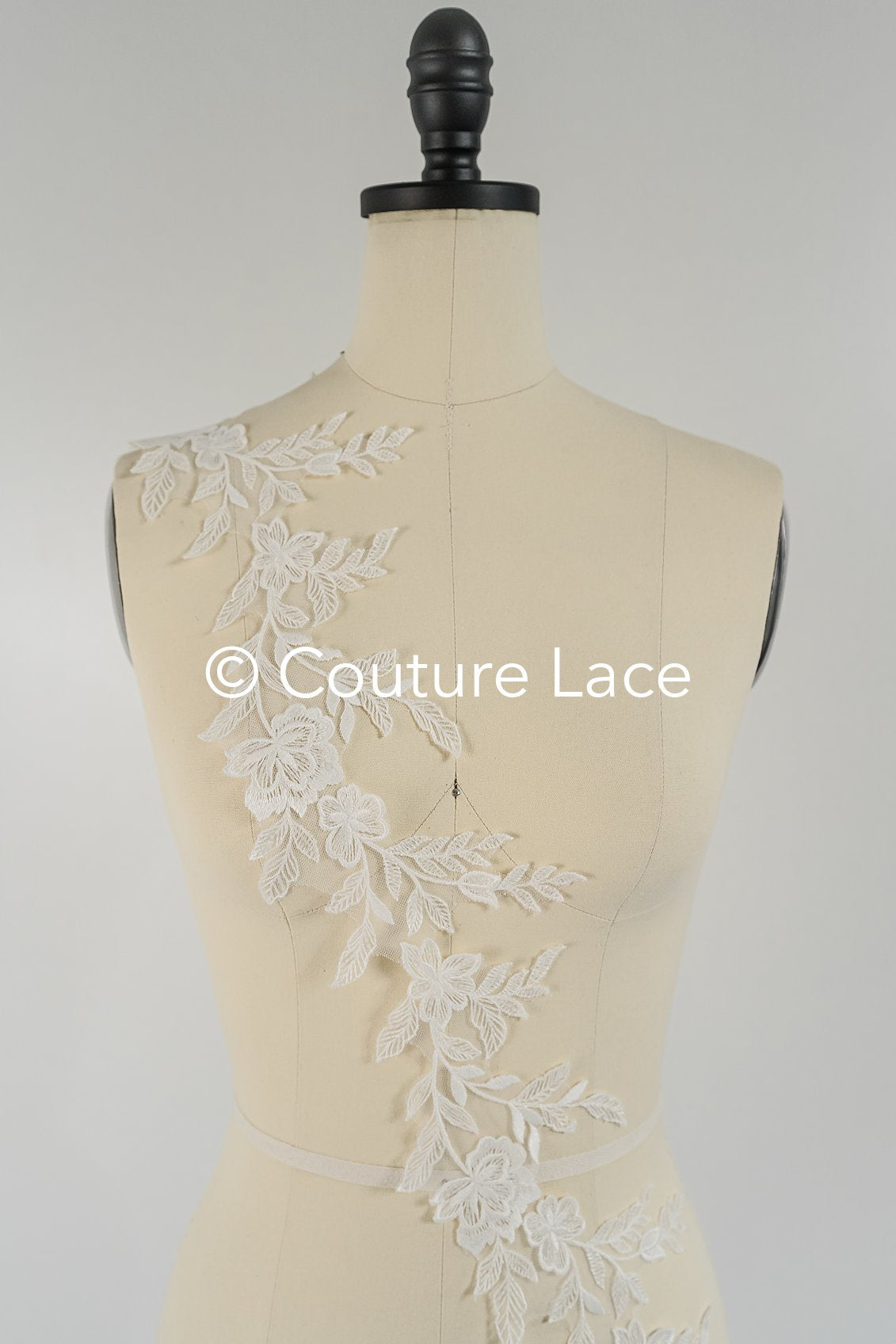 Brautspitze Borte mit Pailletten/ Spitzenborte off-white/ Braut Spitzenborte/ Spitzenborte für Brautkleid// T24-002