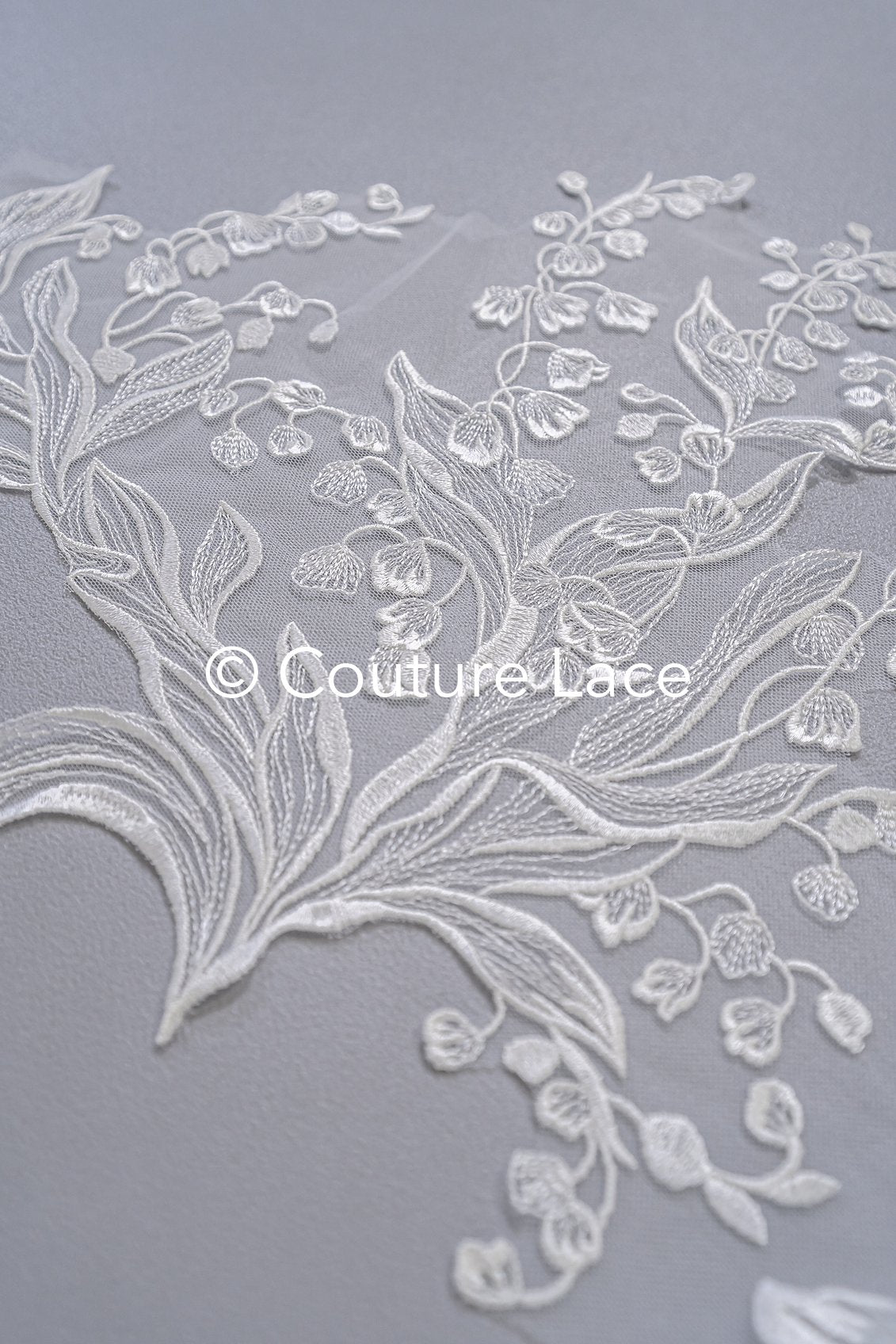 Brautspitze Borte/ Spitzenborte off-white/ florale Braut Spitzenborte/ Spitzenborte für Brautkleid// T24-026