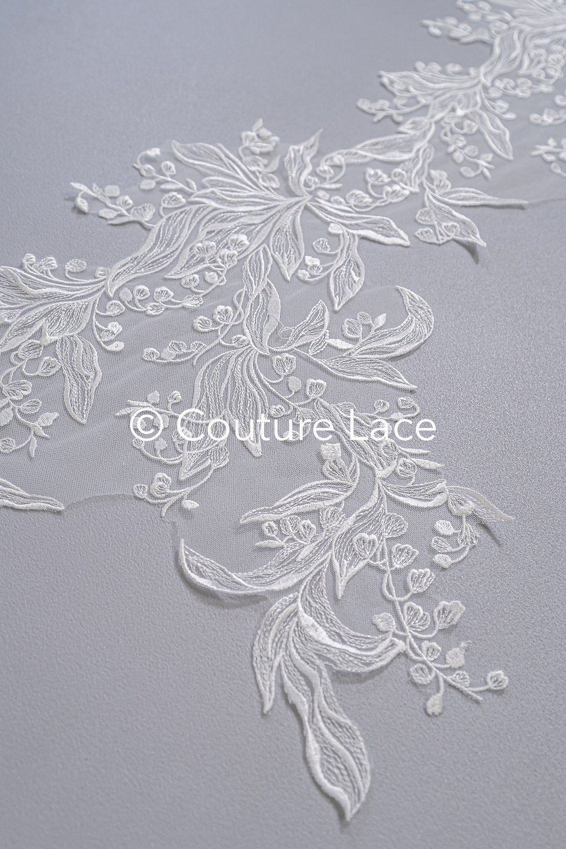 Brautspitze Borte/ Spitzenborte off-white/ florale Braut Spitzenborte/ Spitzenborte für Brautkleid// T24-027