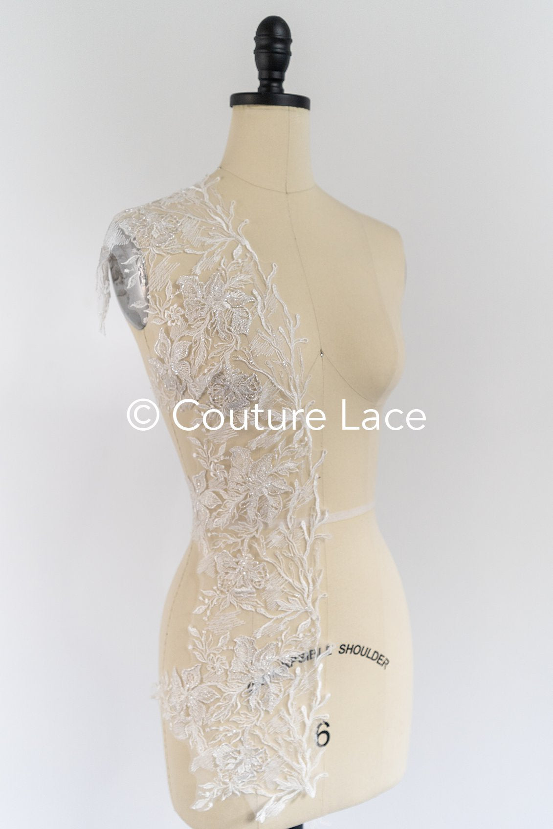 Brautspitze Borte mit Perlen & Pailletten/ Spitzenborte off-white / Braut Borte/ Spitzenborte für Brautkleid// T24-118