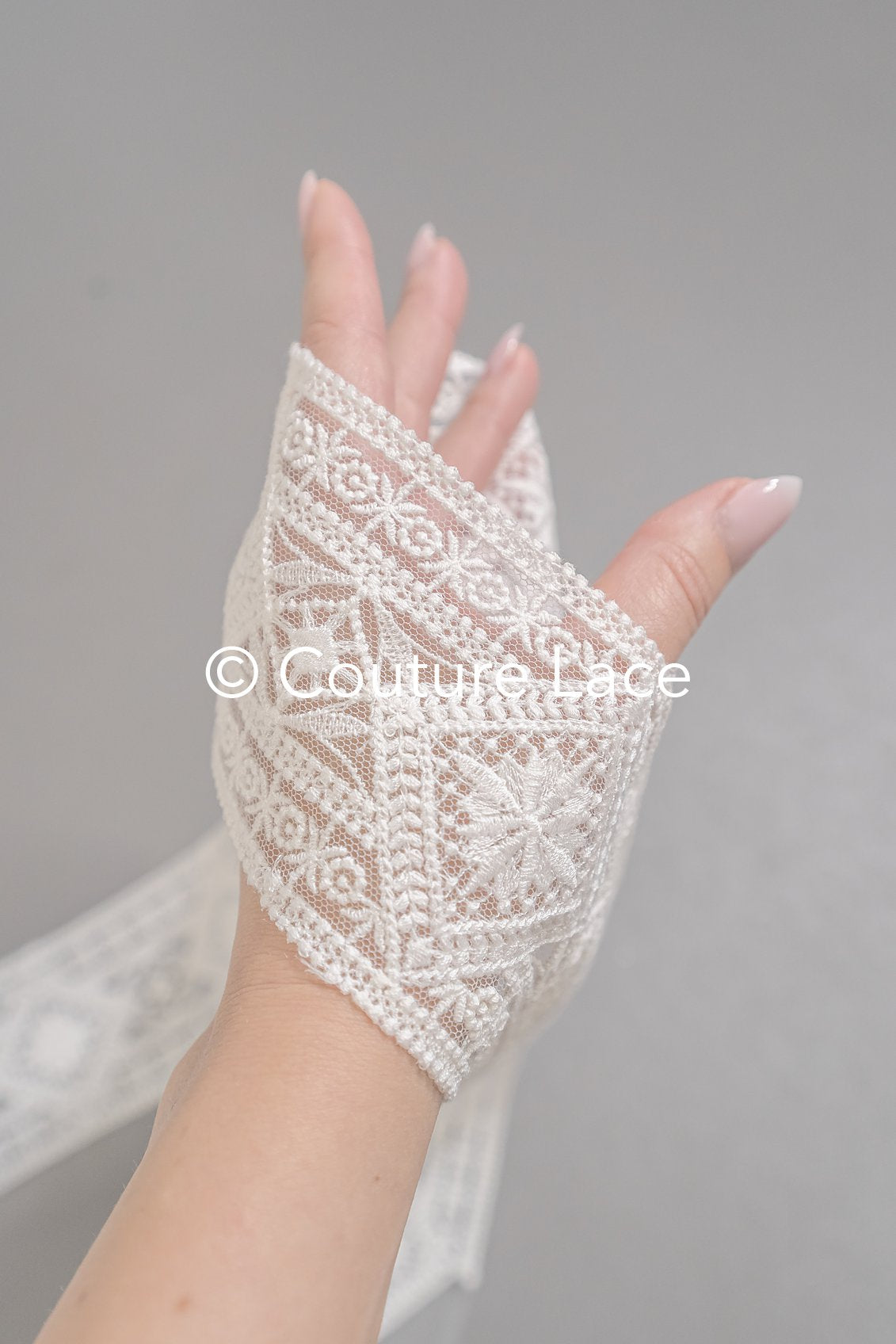Brautspitze Borte/ Spitzenborte off-white/ Boho Braut Borte/ Spitzenborte für Brautkleid// T24-231