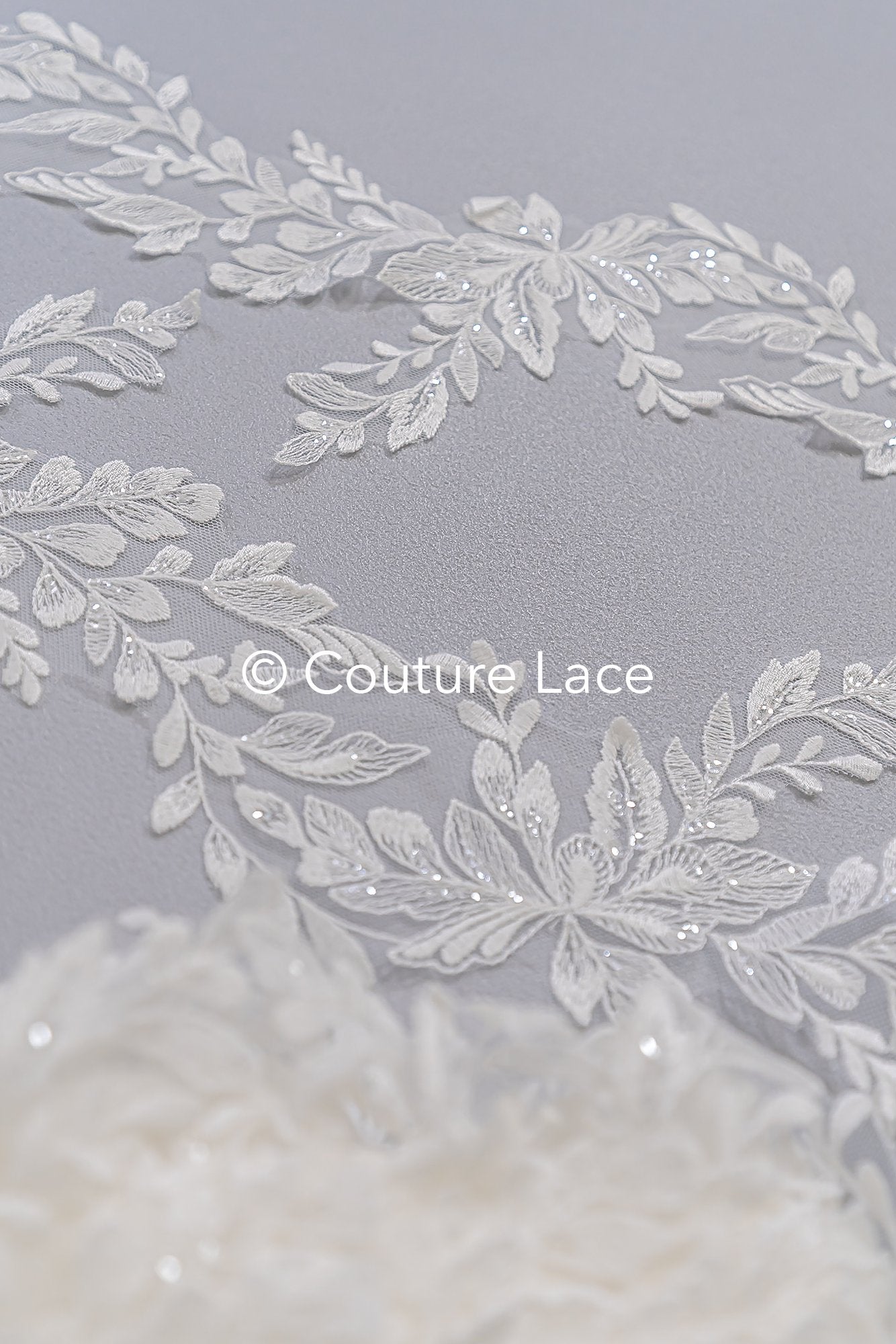 Bridal lace trim/ floral lace trim for wedding dresses // T25-232