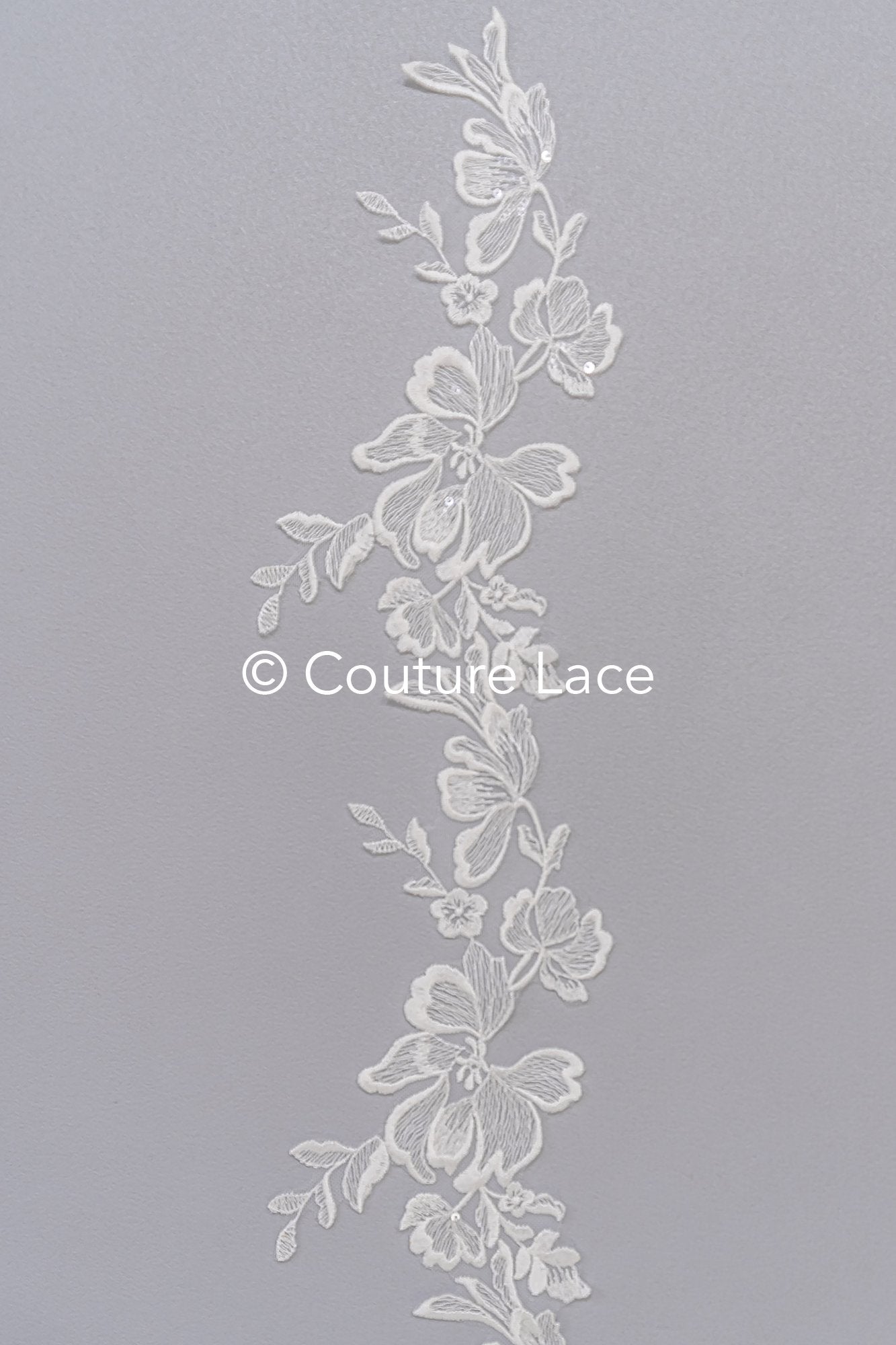 Floral bridal lace trim/ flowery lace edge for wedding dresses // T25-233