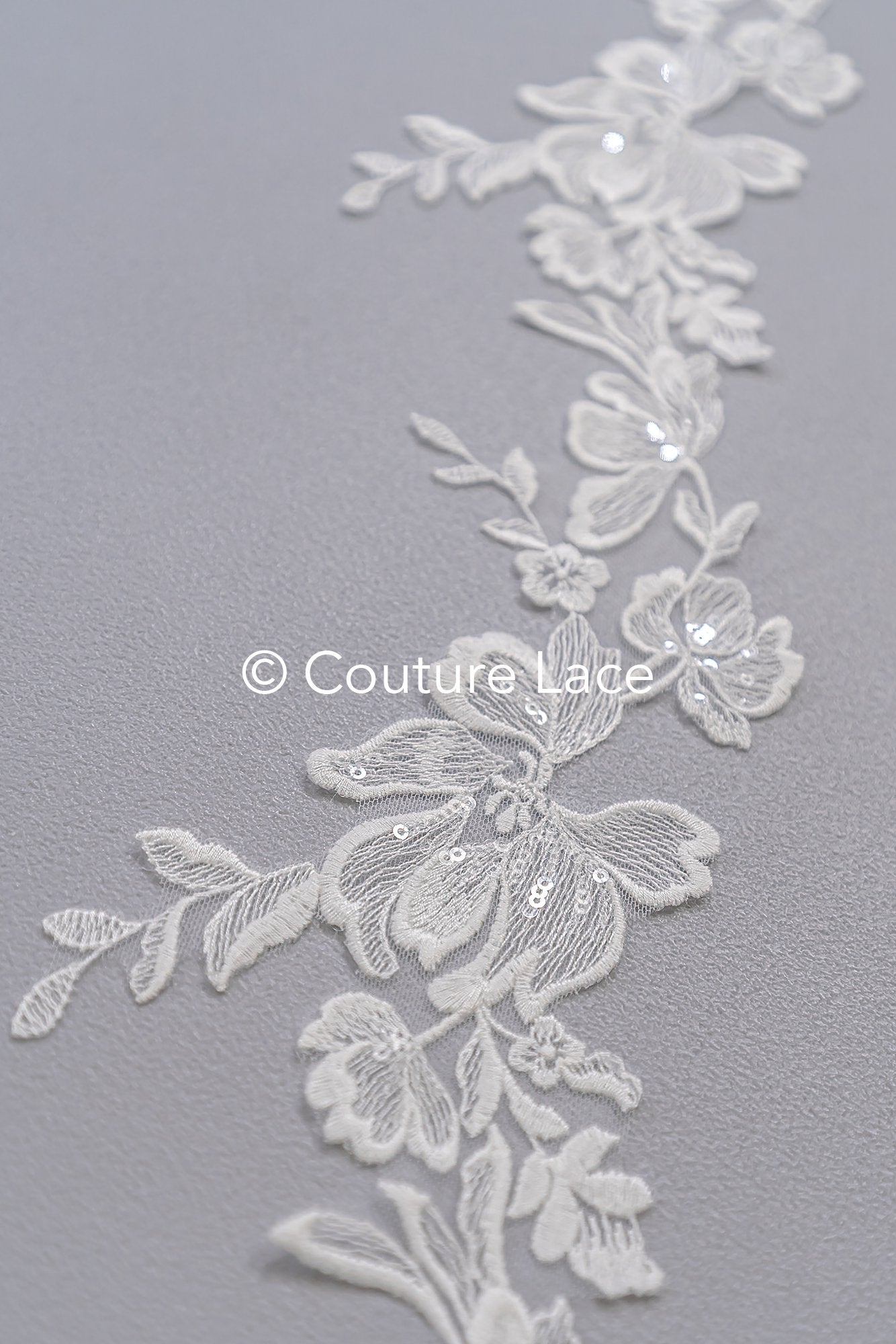 Floral bridal lace trim/ flowery lace edge for wedding dresses // T25-233