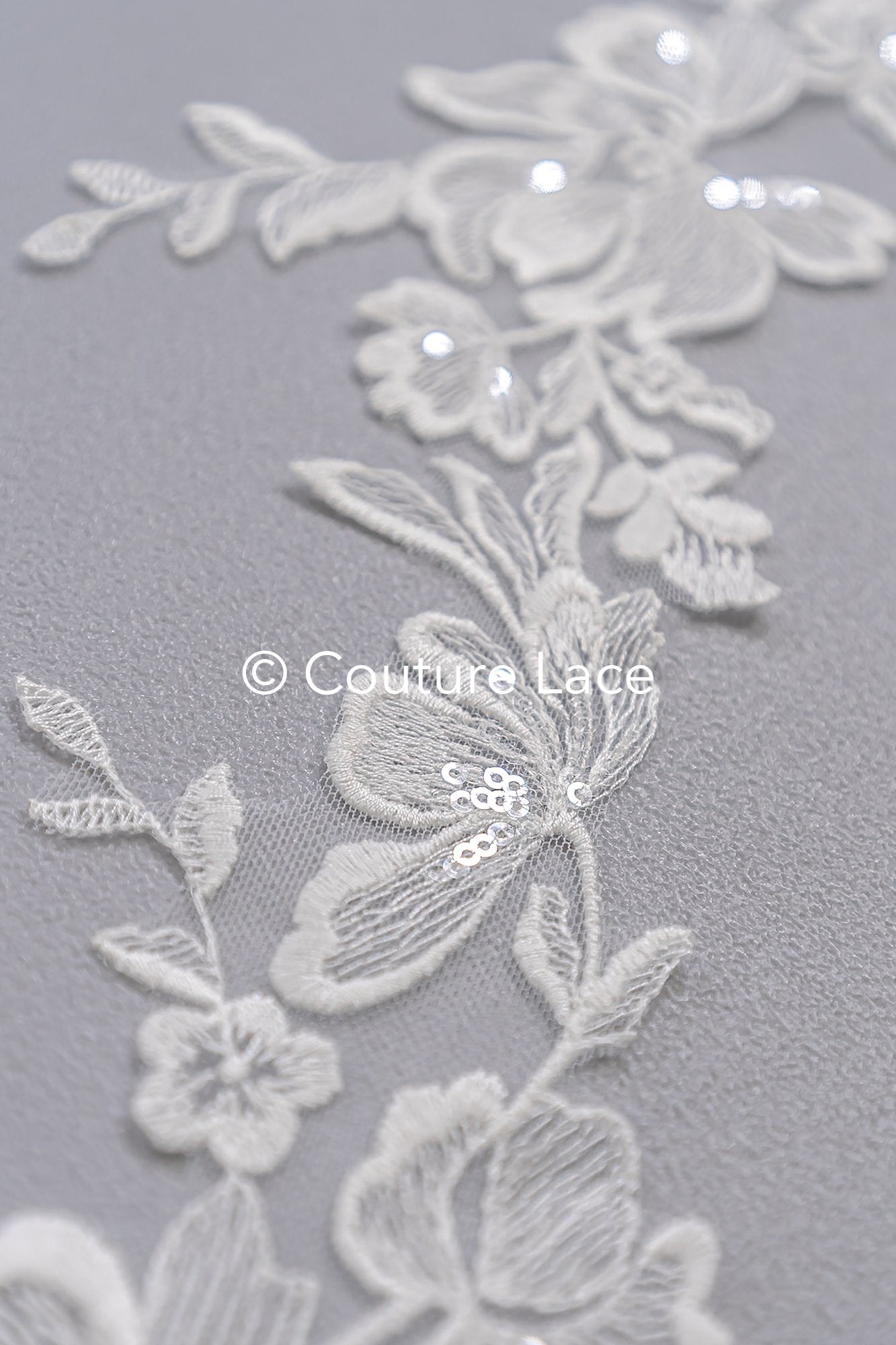 Floral bridal lace trim/ flowery lace edge for wedding dresses // T25-233