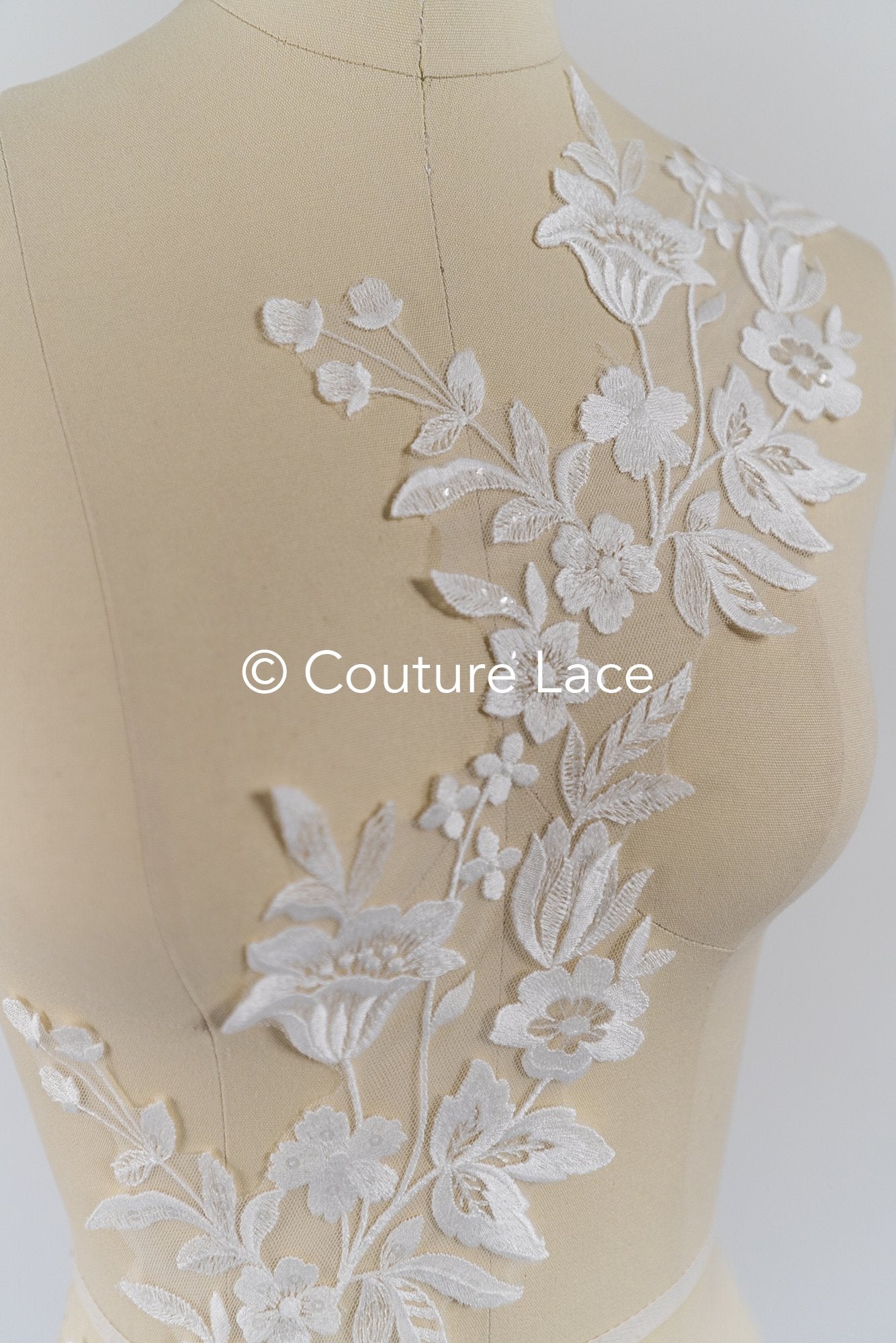 Fine bridal lace trim with floral pattern/ floral lace edge for wedding dresses // T25-236