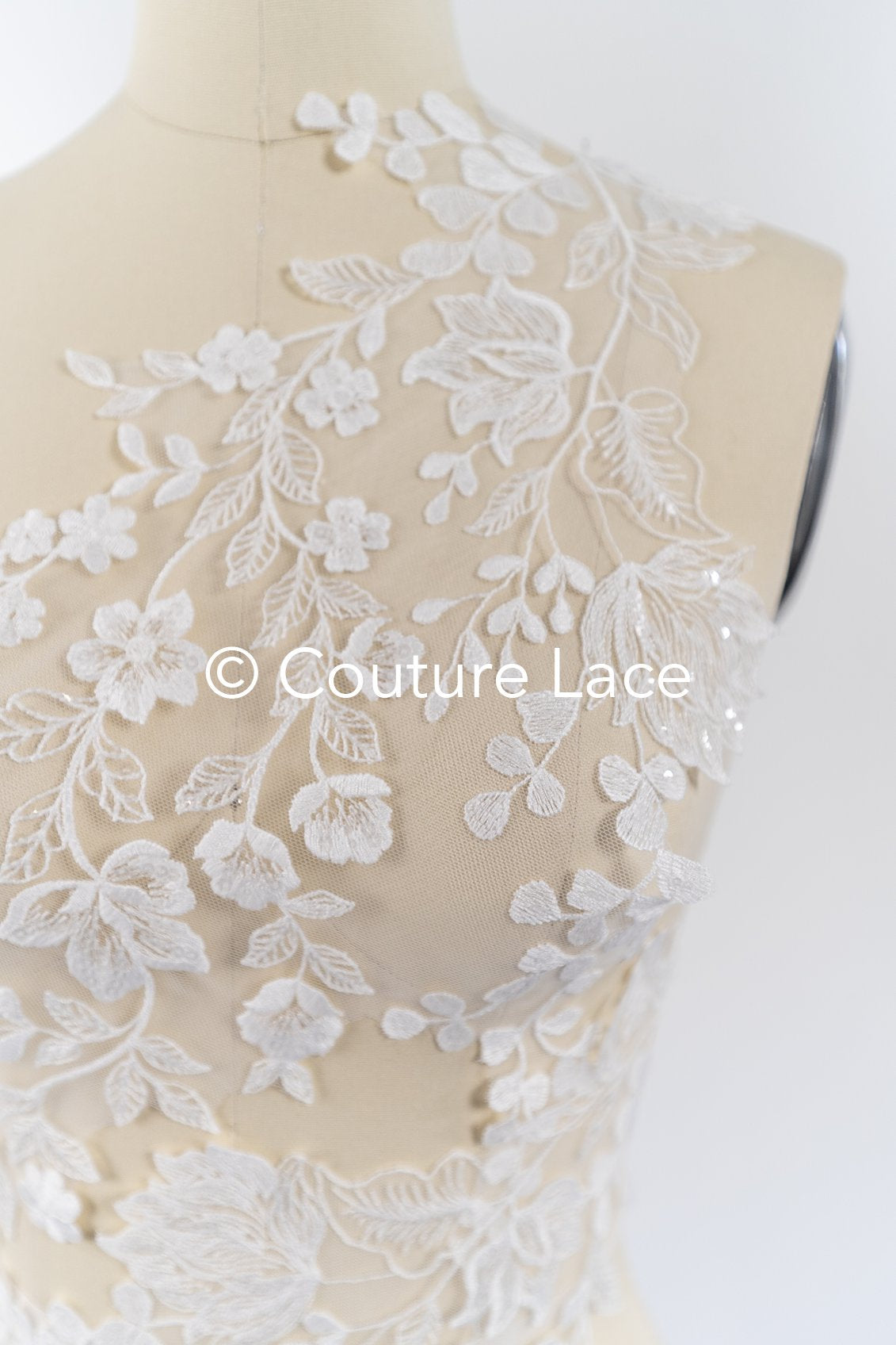 Applikation weiß mit Perlen & Pailletten/ Hochzeitskleid Spitzenapplikation/ Braut Applikation// A24-062B