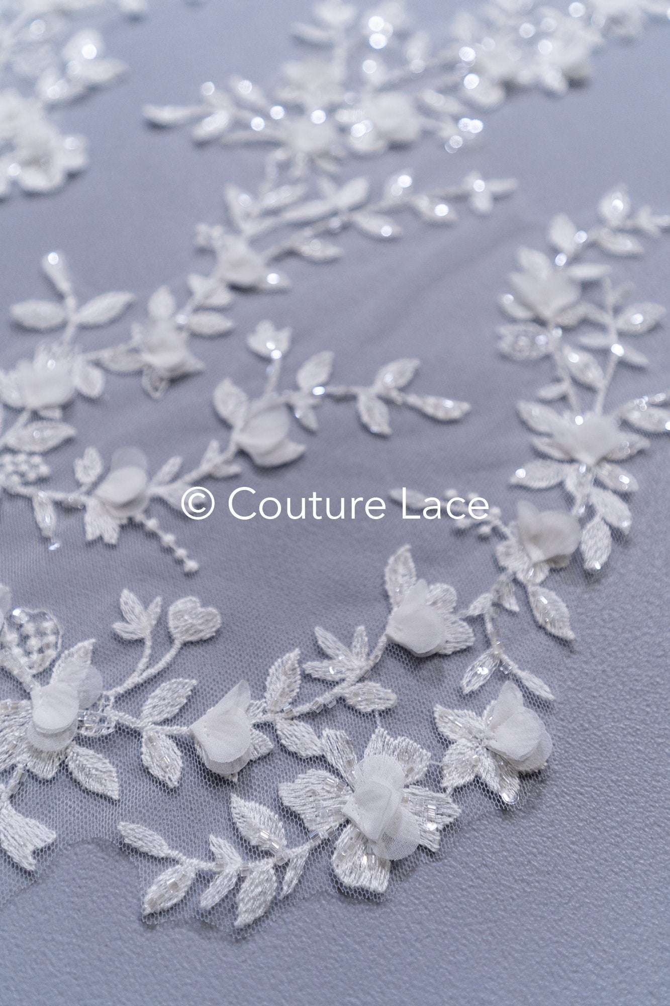 Brautspitzenapplikationen mit 3D Blumen/ Brautkleid Spitzenverzierungen mit Perlen// A24-468