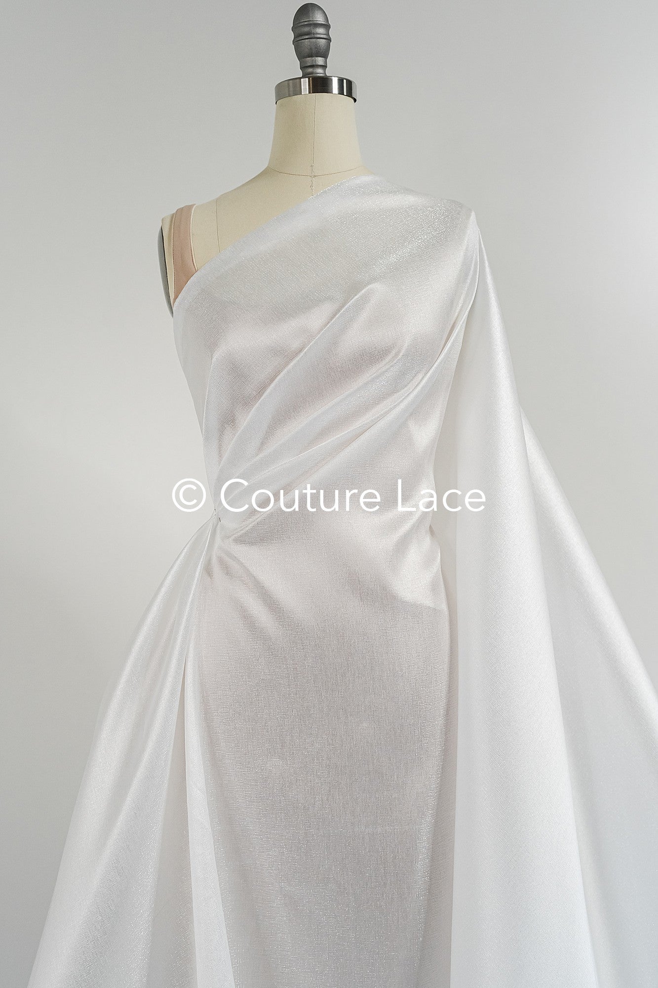 Structured Mikado Fabric Off-White with Lyrex Threads – Perfect for Princess Wedding Dresses & Decoration// R-072