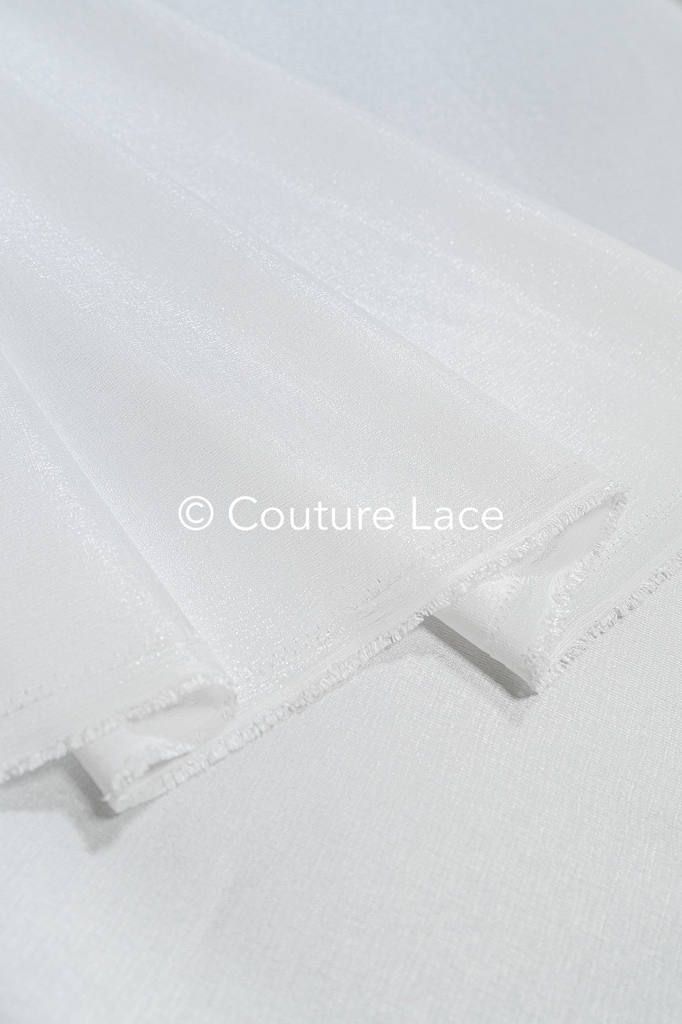 Structured Mikado Fabric Off-White with Lyrex Threads – Perfect for Princess Wedding Dresses & Decoration// R-072
